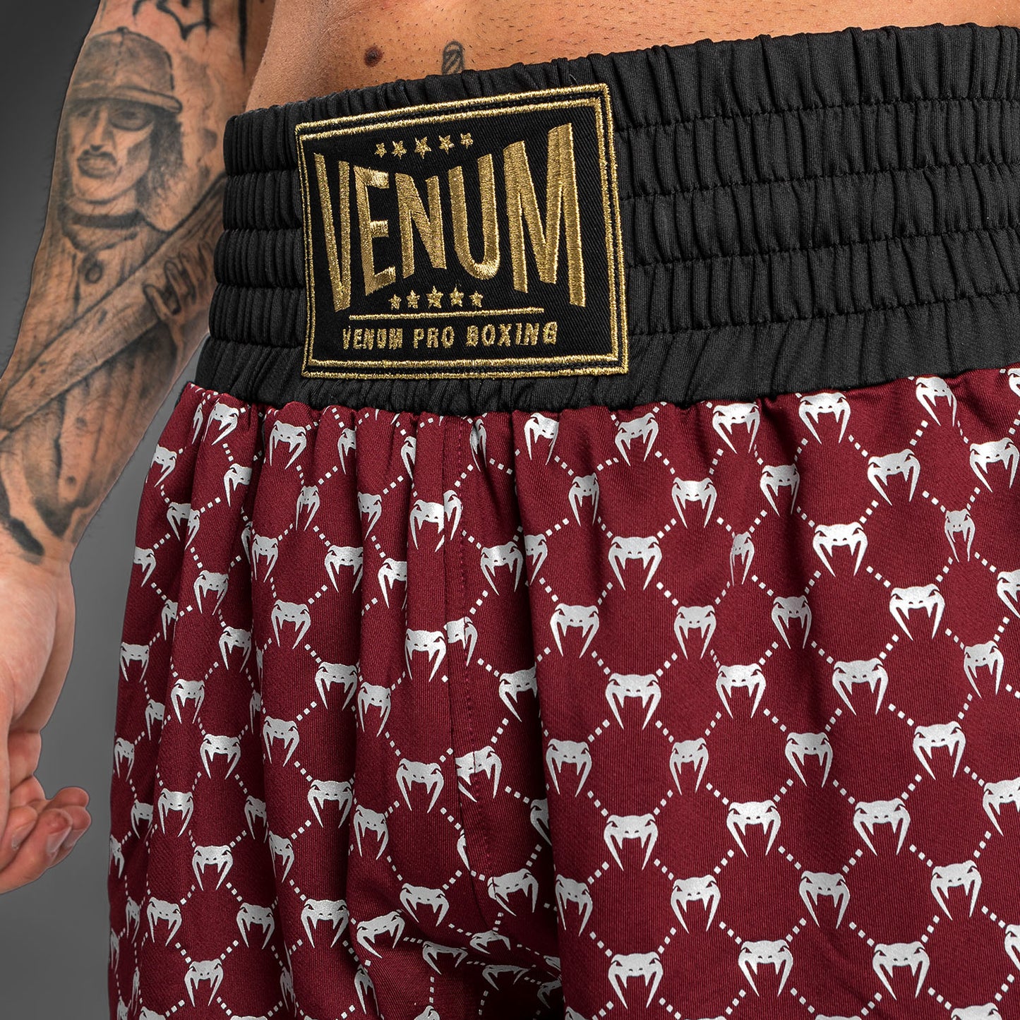 Venum Monogram 복싱 쇼츠 – 블랙/버건디