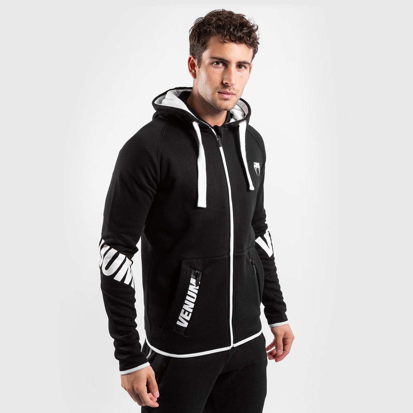 Venum Contender 3.0 후디 – 블랙