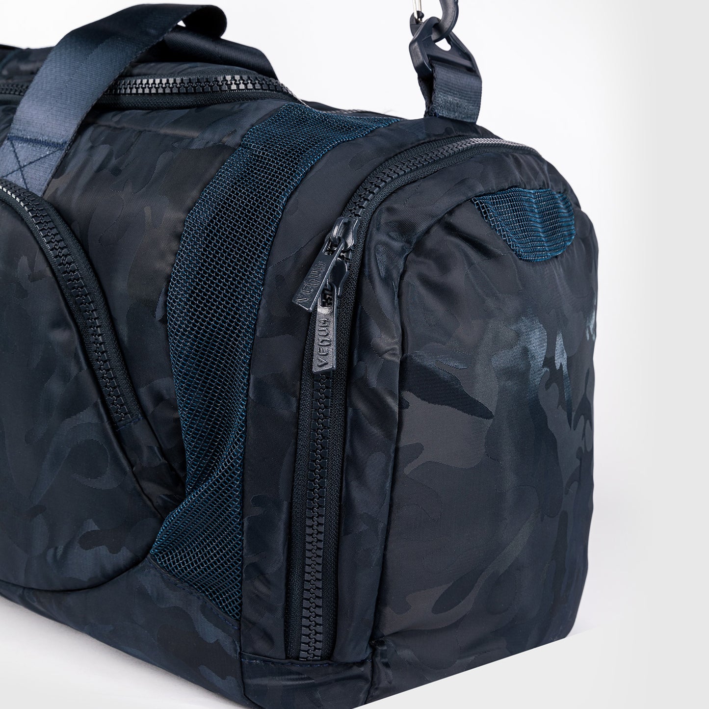 Venum Trainer Lite 스포츠백 (48L) – 카모/블루