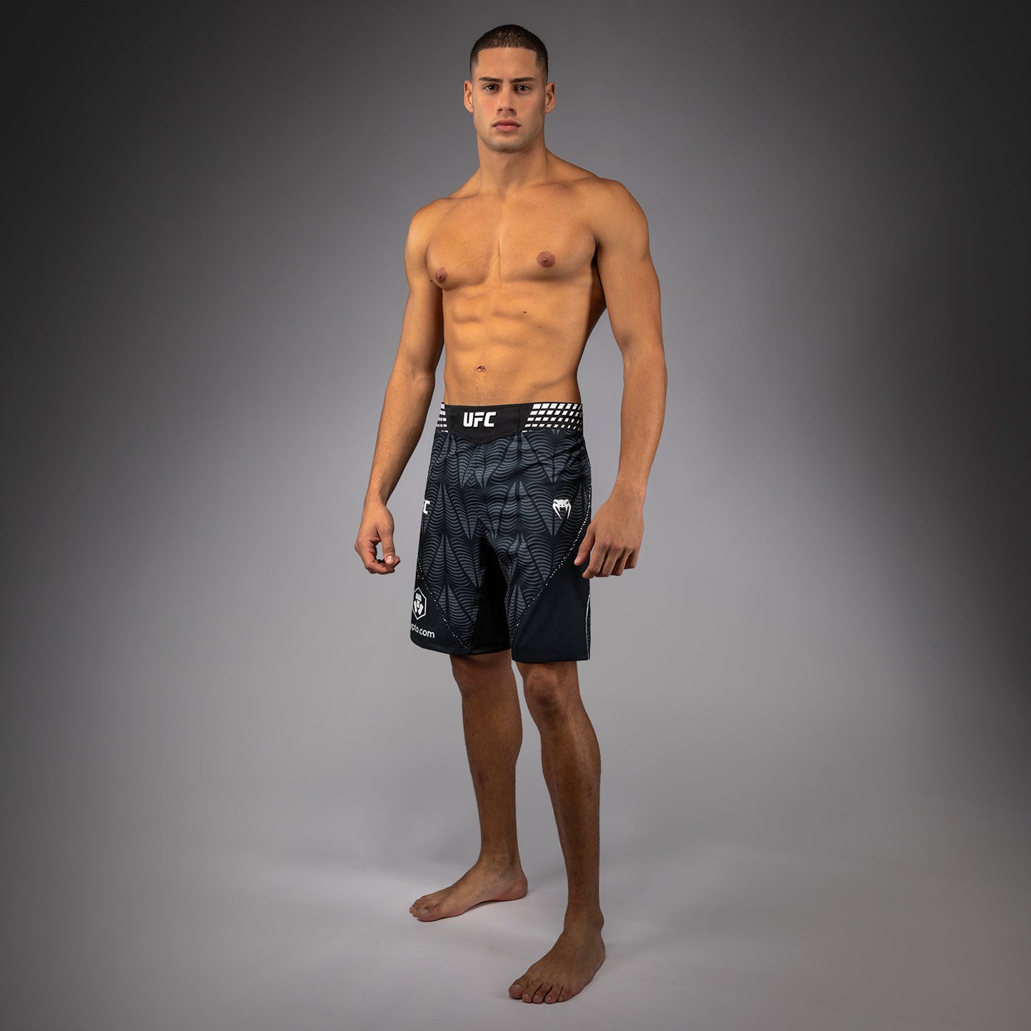 남성용 UFC Zenith by Venum 블랙 오센틱 파이트 나이트 롱 핏 파이트 쇼츠