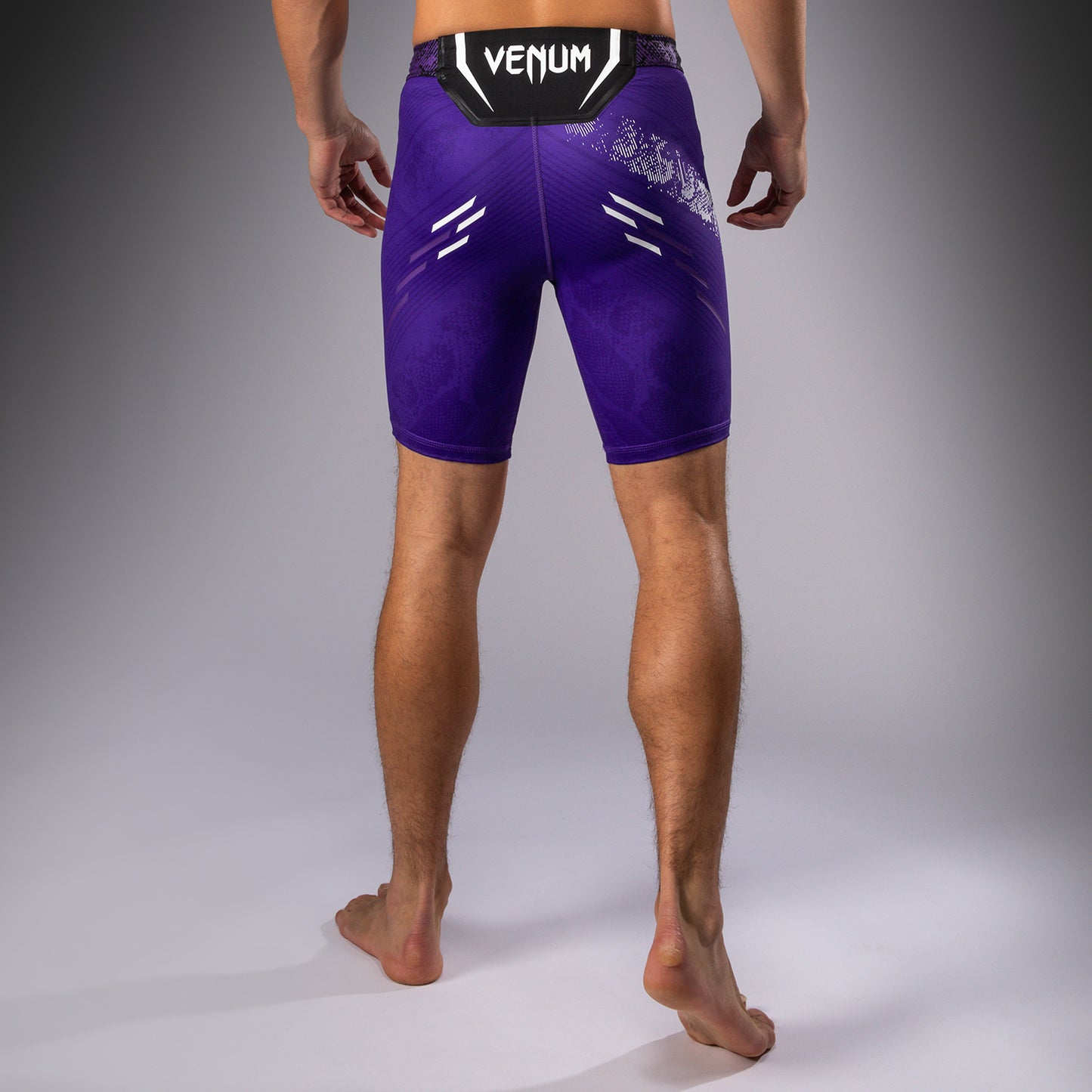 UFC Adrenaline by Venum Authentic Fight Night 남성용 발리 투도 쇼츠 – 퍼플