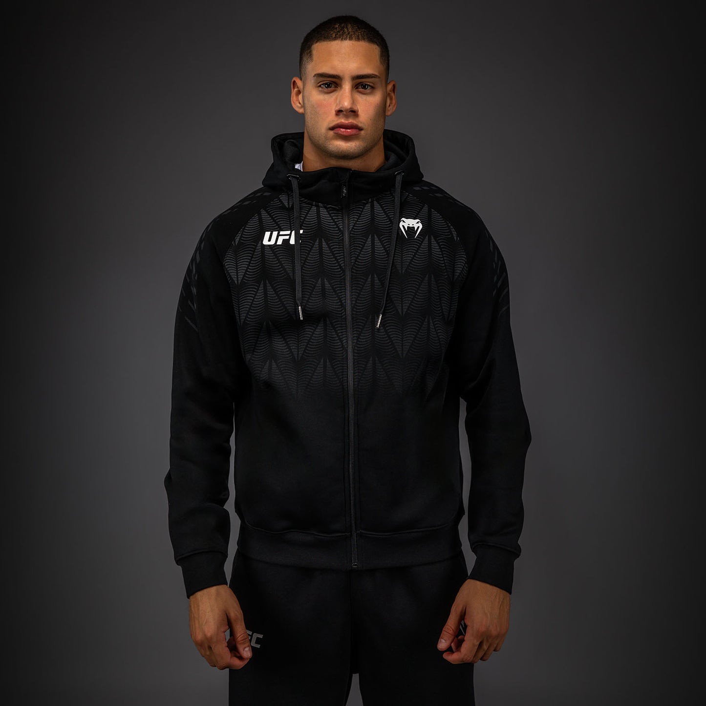 Men’s UFC Zenith by Venum 레플리카 블랙 집업 후디