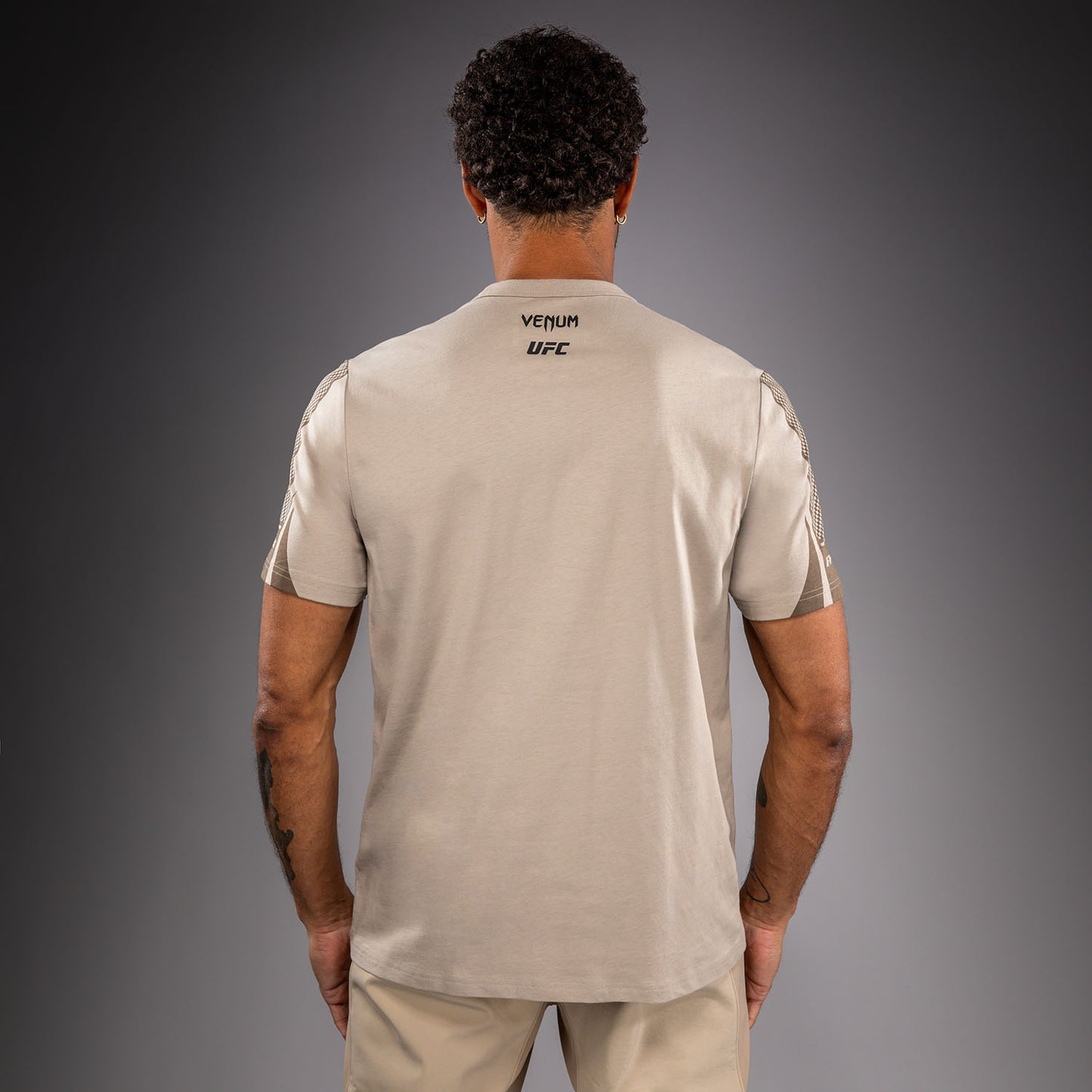 Venum UFC Unity by Venum Authentic Fight Week 남성 반팔 티셔츠 - 샌드