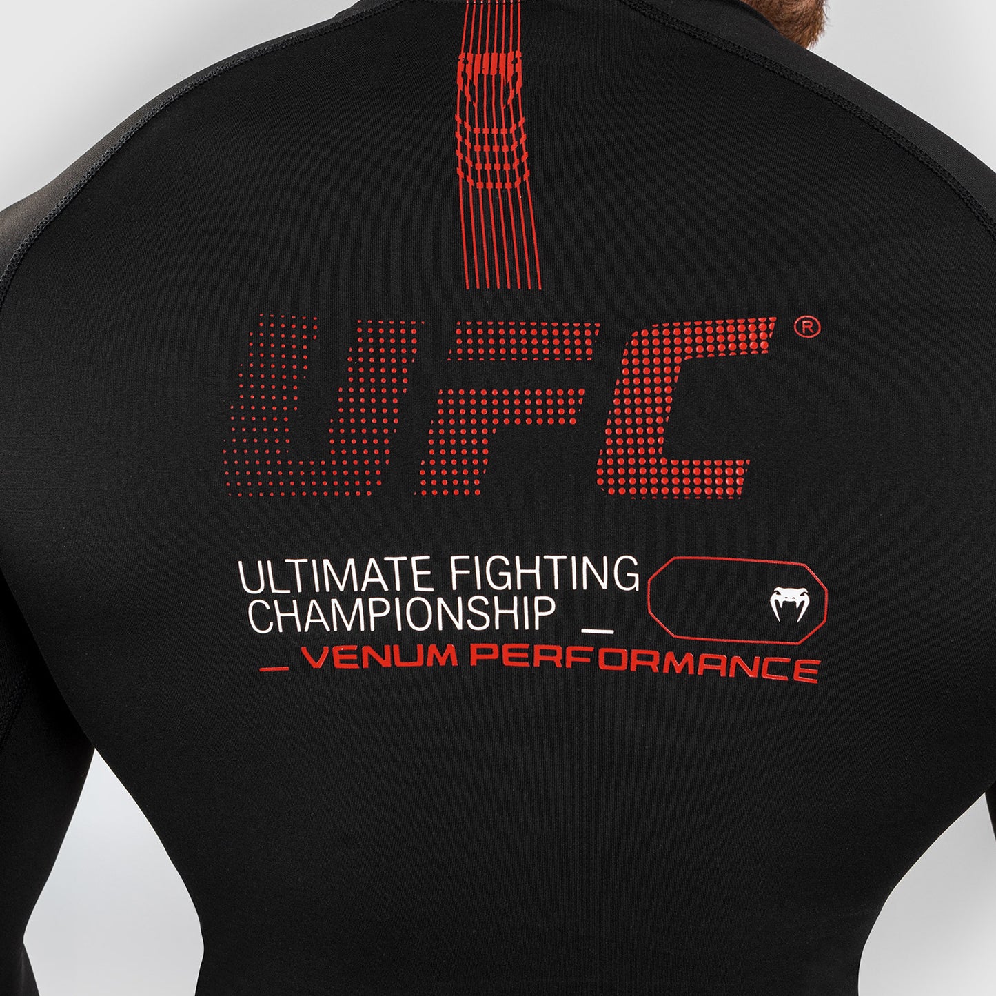 UFC Adrenaline by Venum Fight Week 남성용 퍼포먼스 긴팔 래쉬가드 – 블랙