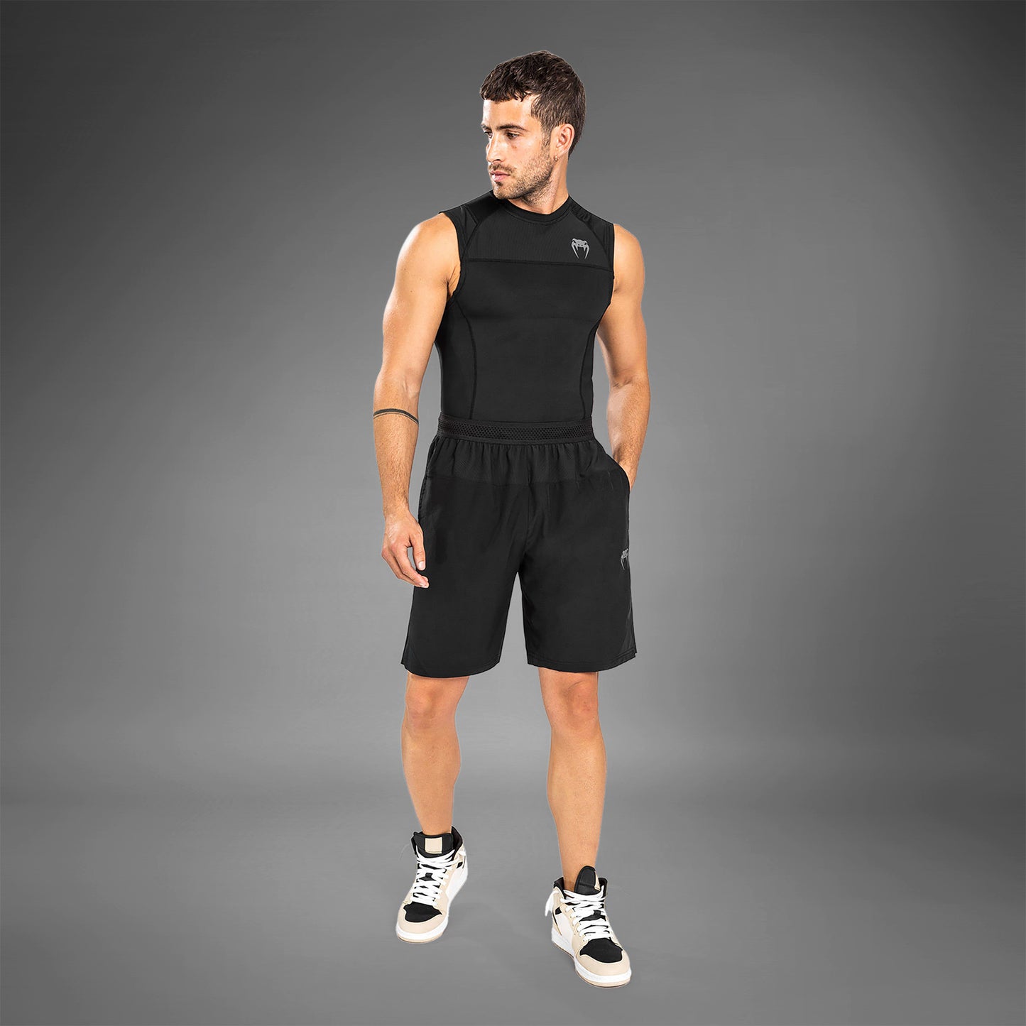 Venum G-Fit Air 트레이닝 쇼츠 – 블랙