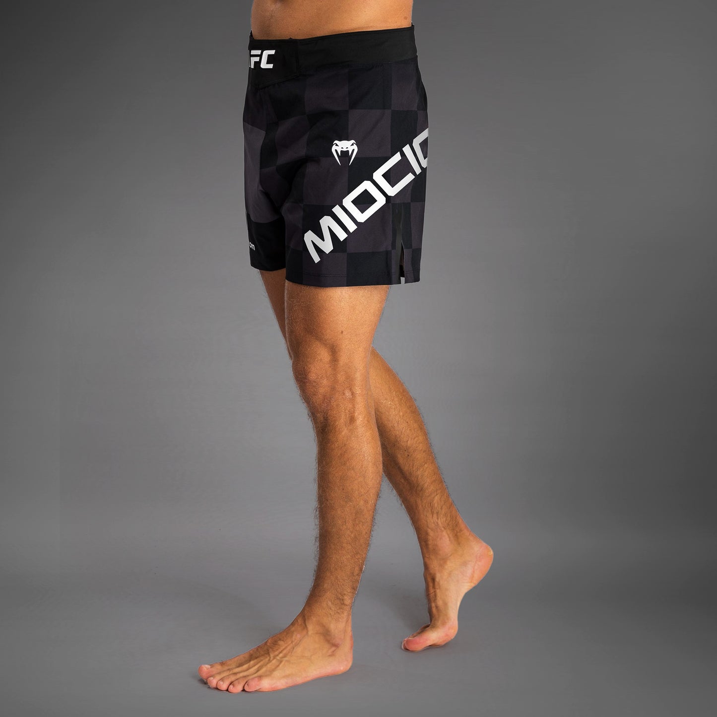 Men's UFC Unrivaled by Venum 블랙 Stipe Miocic 파이트 쇼츠