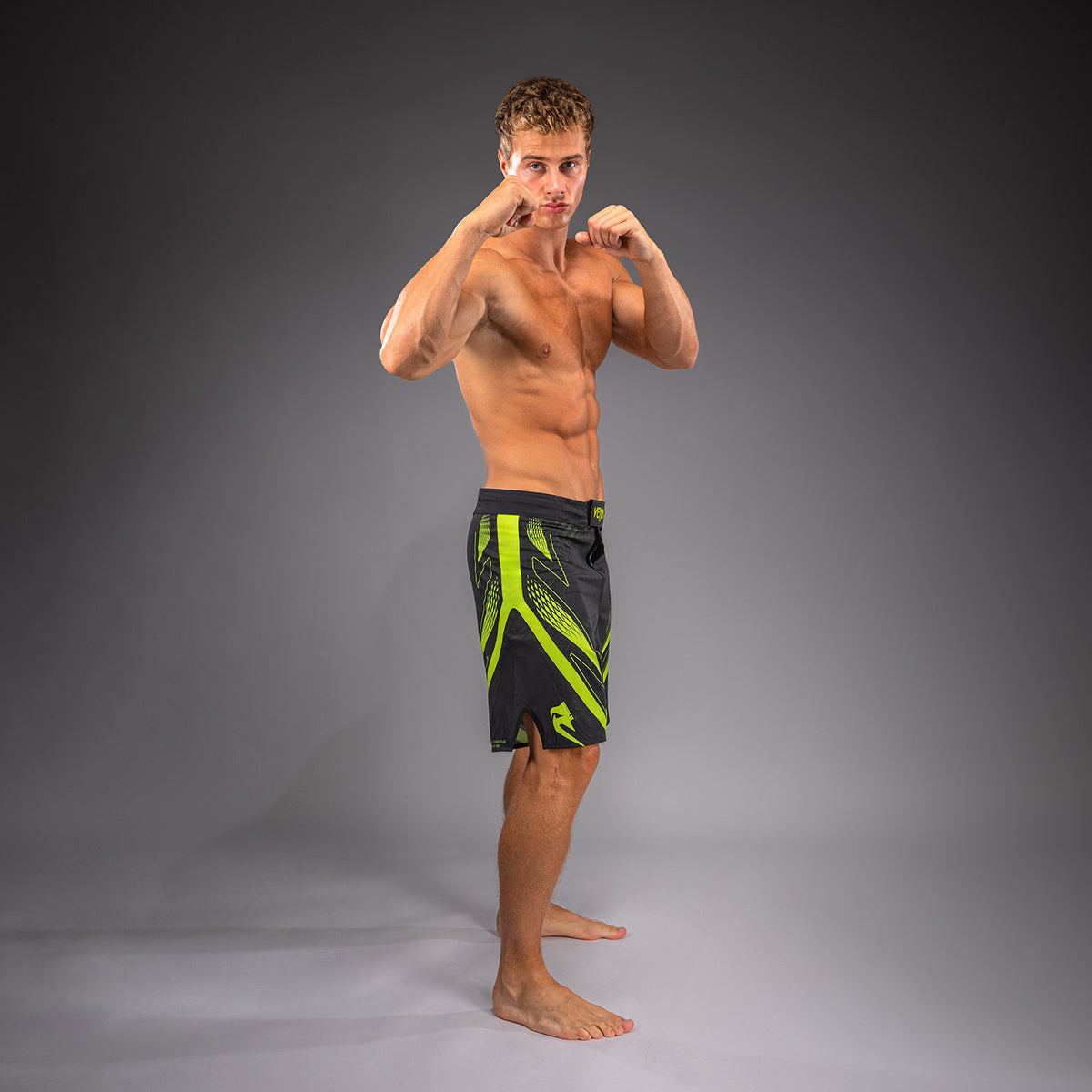 Venum Amazonia Reborn MMA 쇼츠 - 블랙/그린