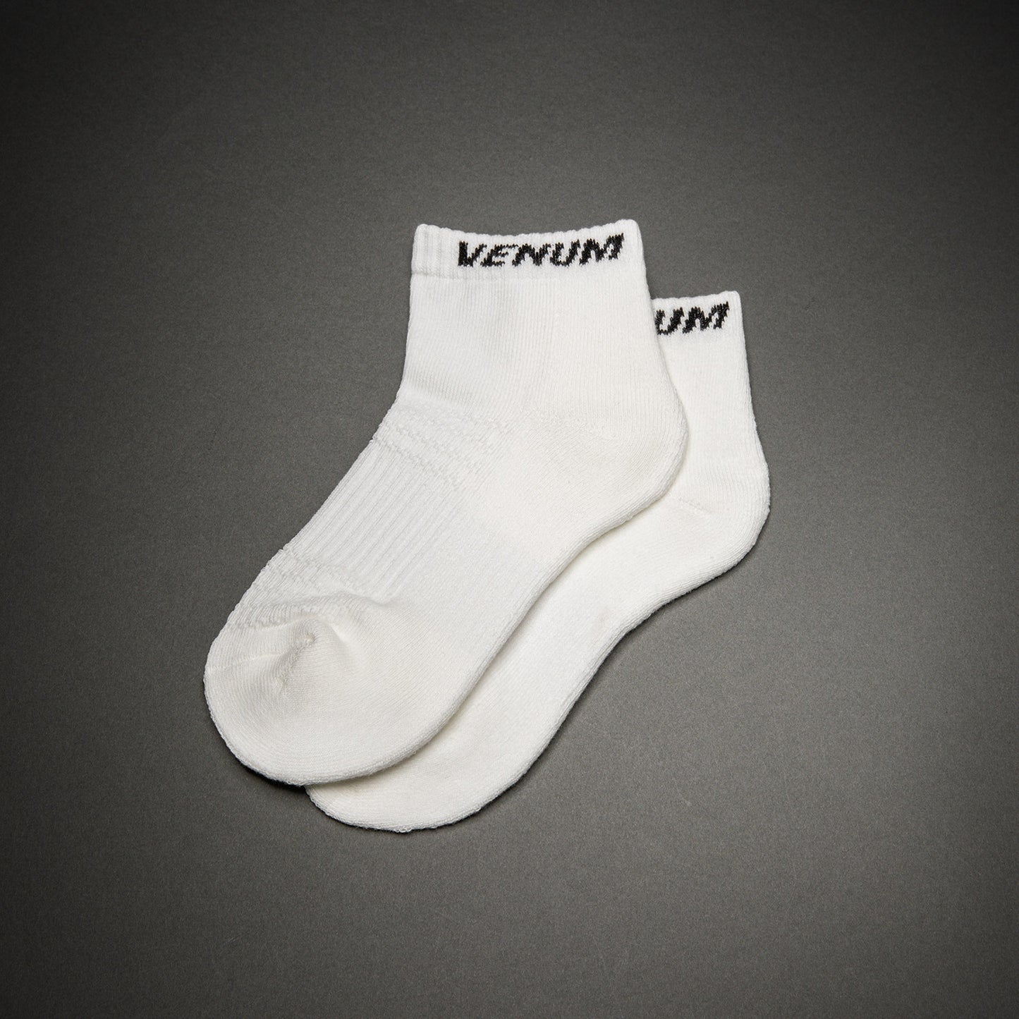 Venum Essential 발목 양말 (3켤레 세트) – 화이트/블랙