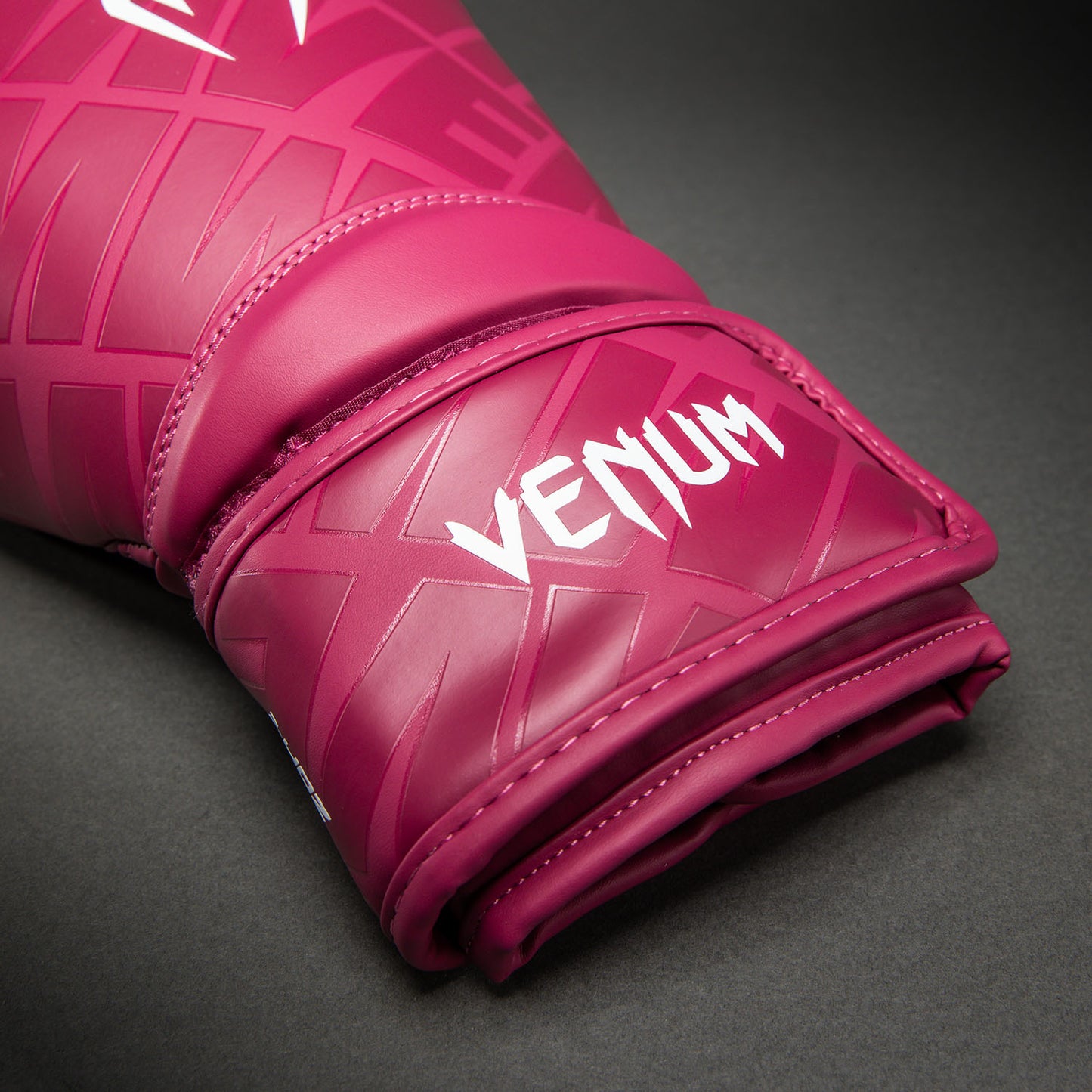 Venum Contender 1.5 XT 3D 복싱 글러브 – 올드 핑크