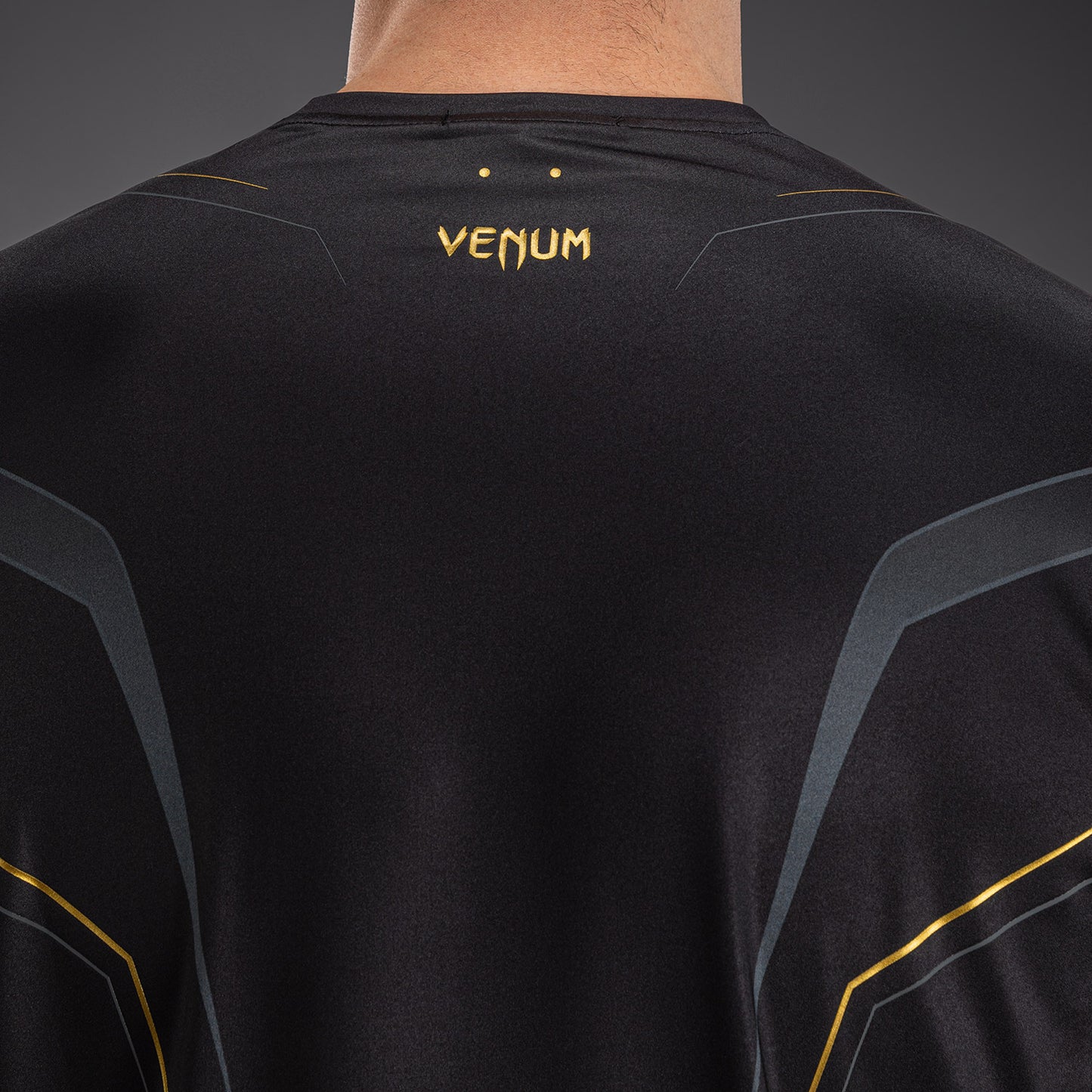 Venum Streamline 스트림라인 드라이 테크 블랙/골드