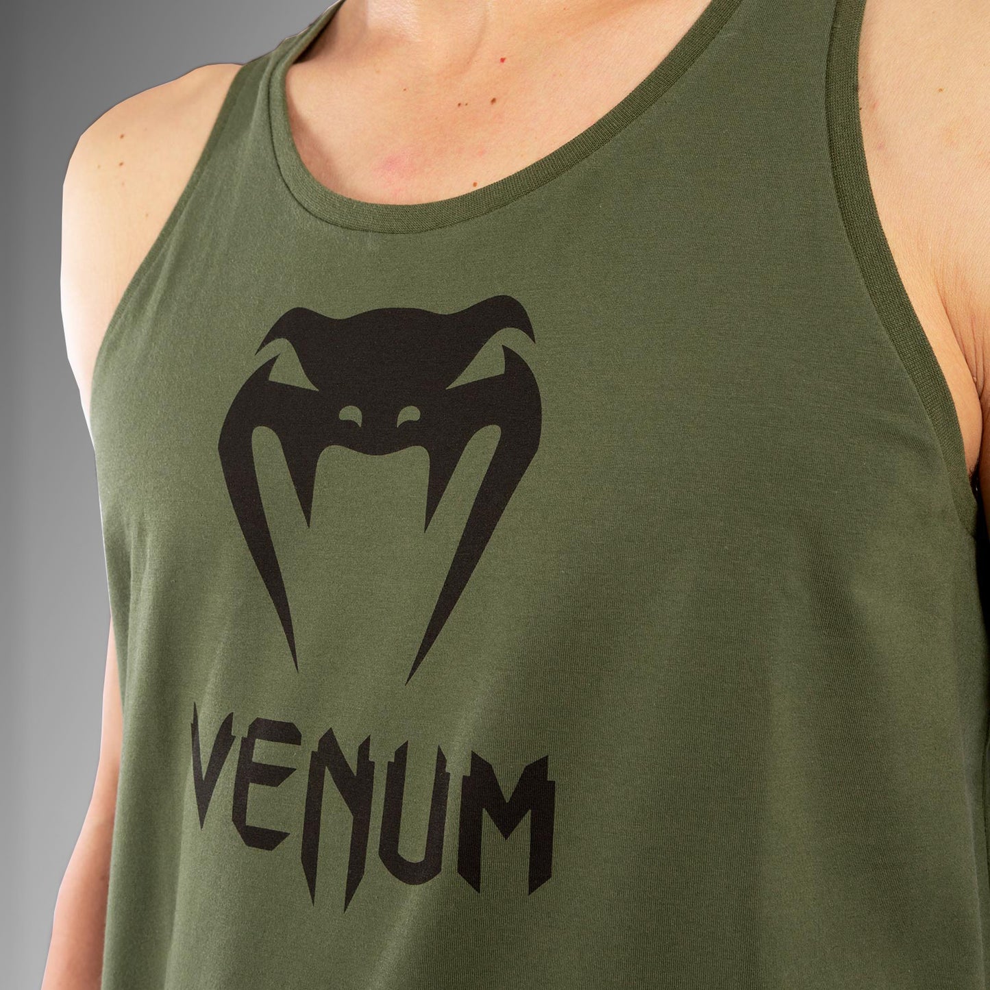 Venum Classic 탱크탑 – 카키