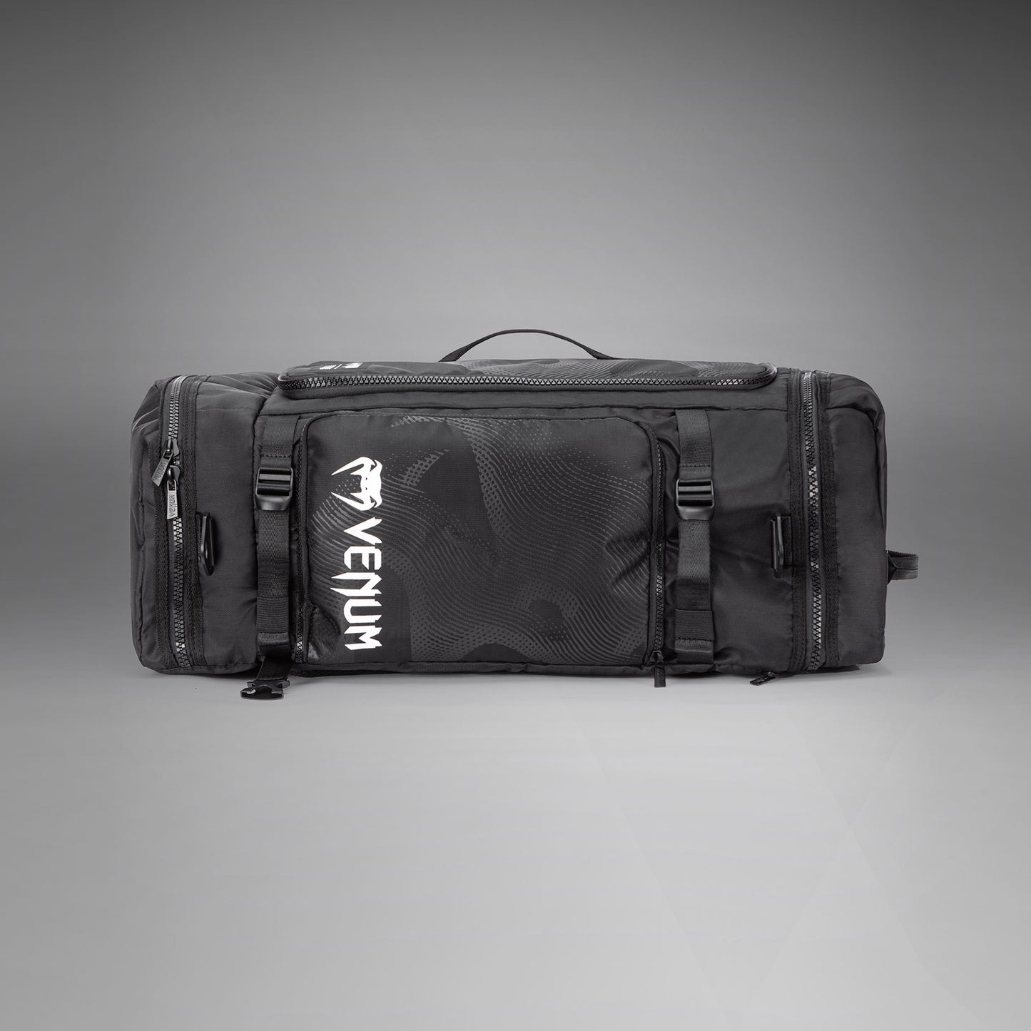 Venum Shockwave 컨버터블 스포츠백 (48L) – 블랙