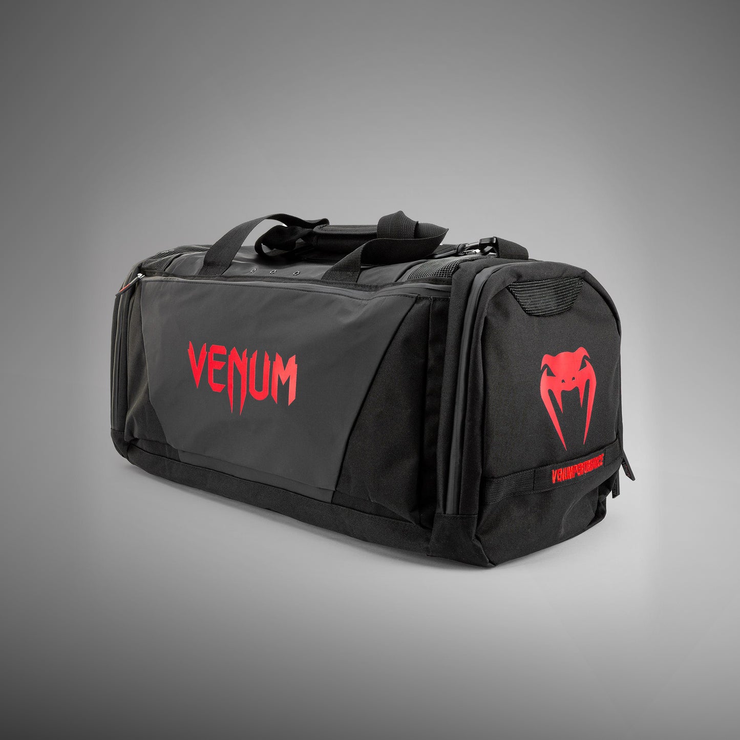 Venum Trainer Lite Evo 스포츠백 (48L) – 블랙/레드