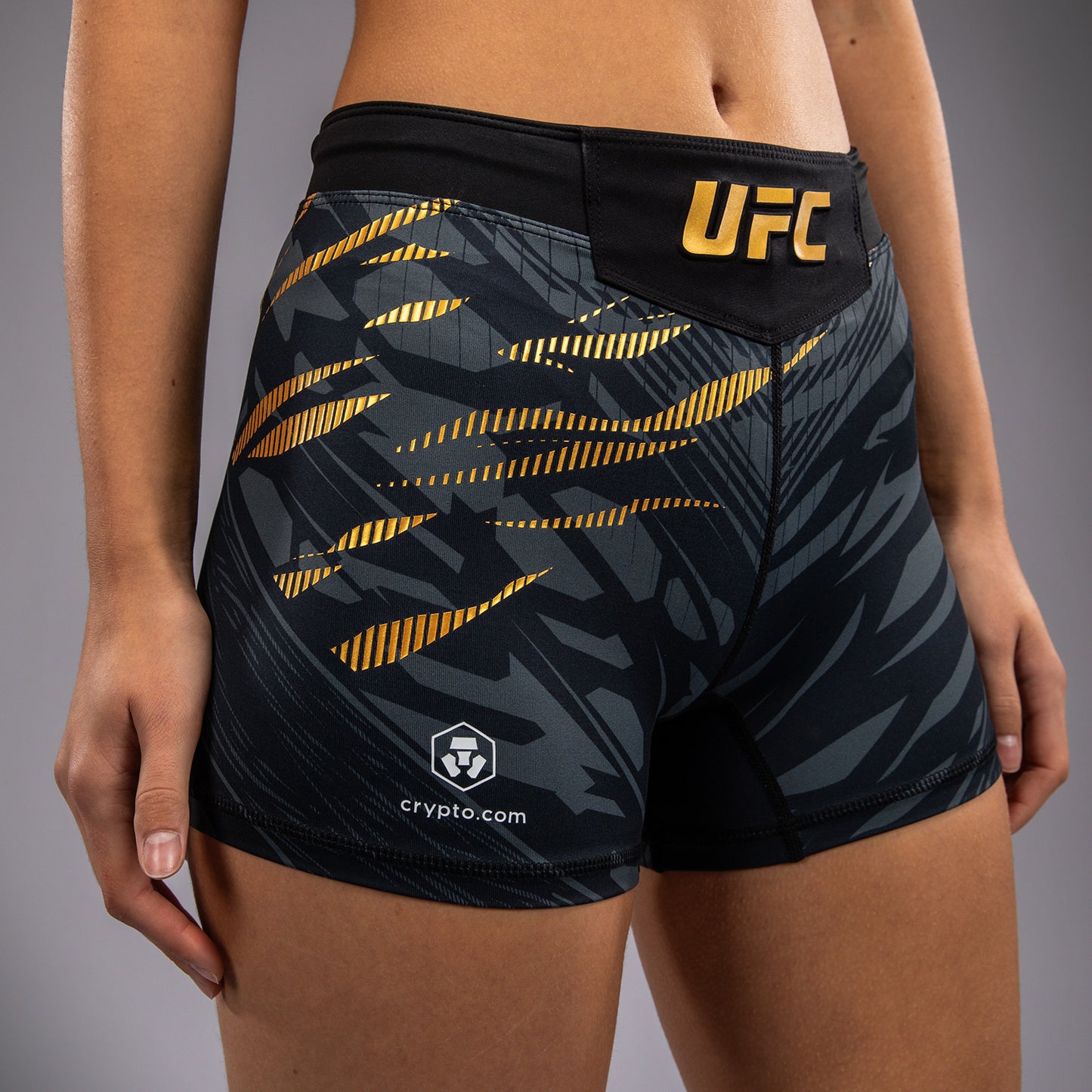 UFC Fusion by Venum 여성용 발리 투도 쇼츠 – 숏 핏 – 챔피언
