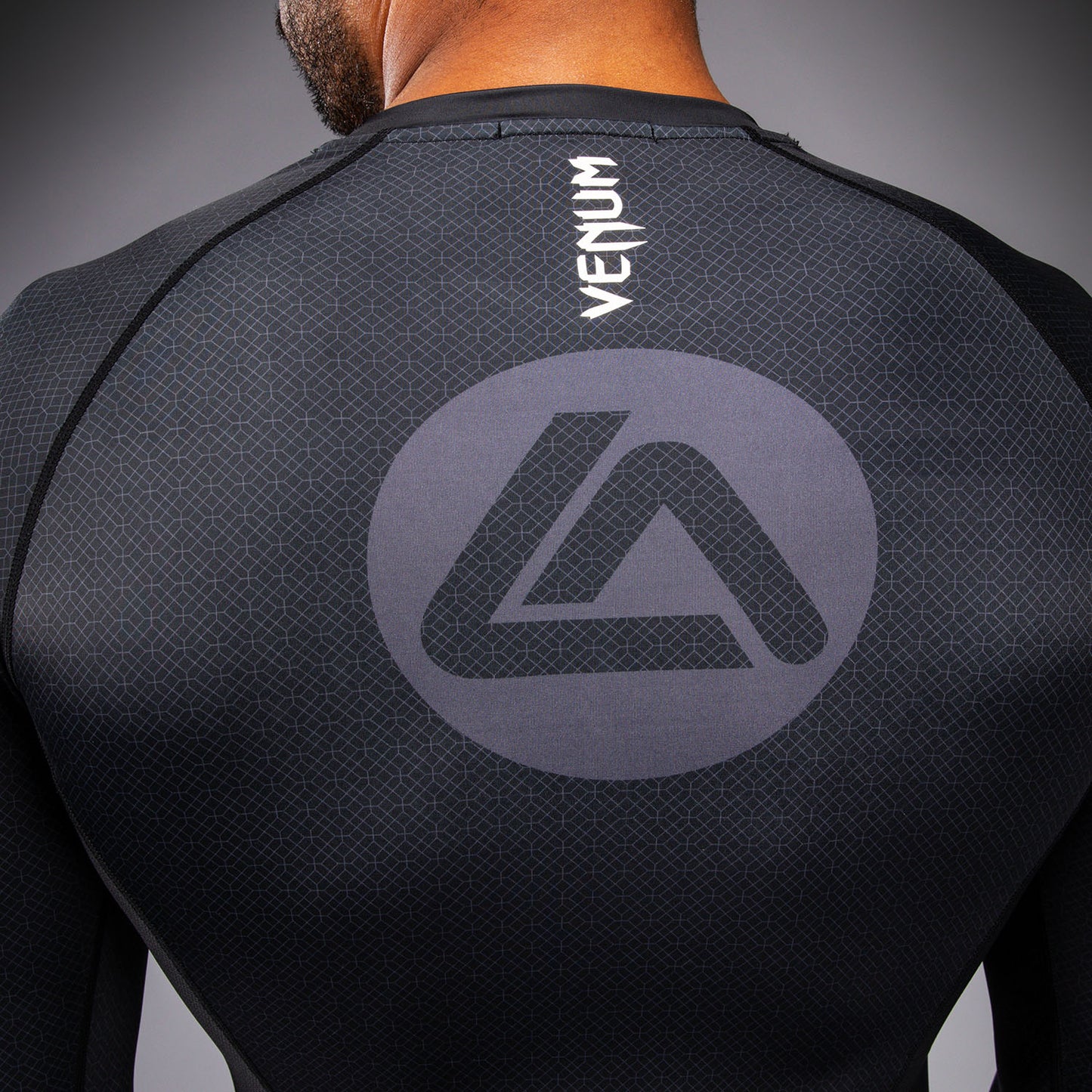 Venum X Roger Gracie Academy 긴팔 래쉬가드 – 블랙