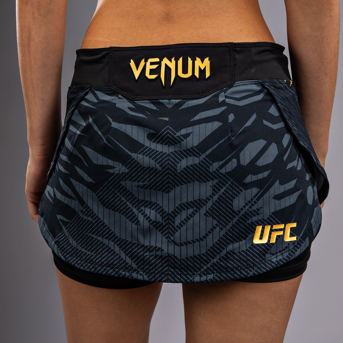 UFC Fusion by Venum Authentic Fight Night 여성용 스커트 – 챔피언