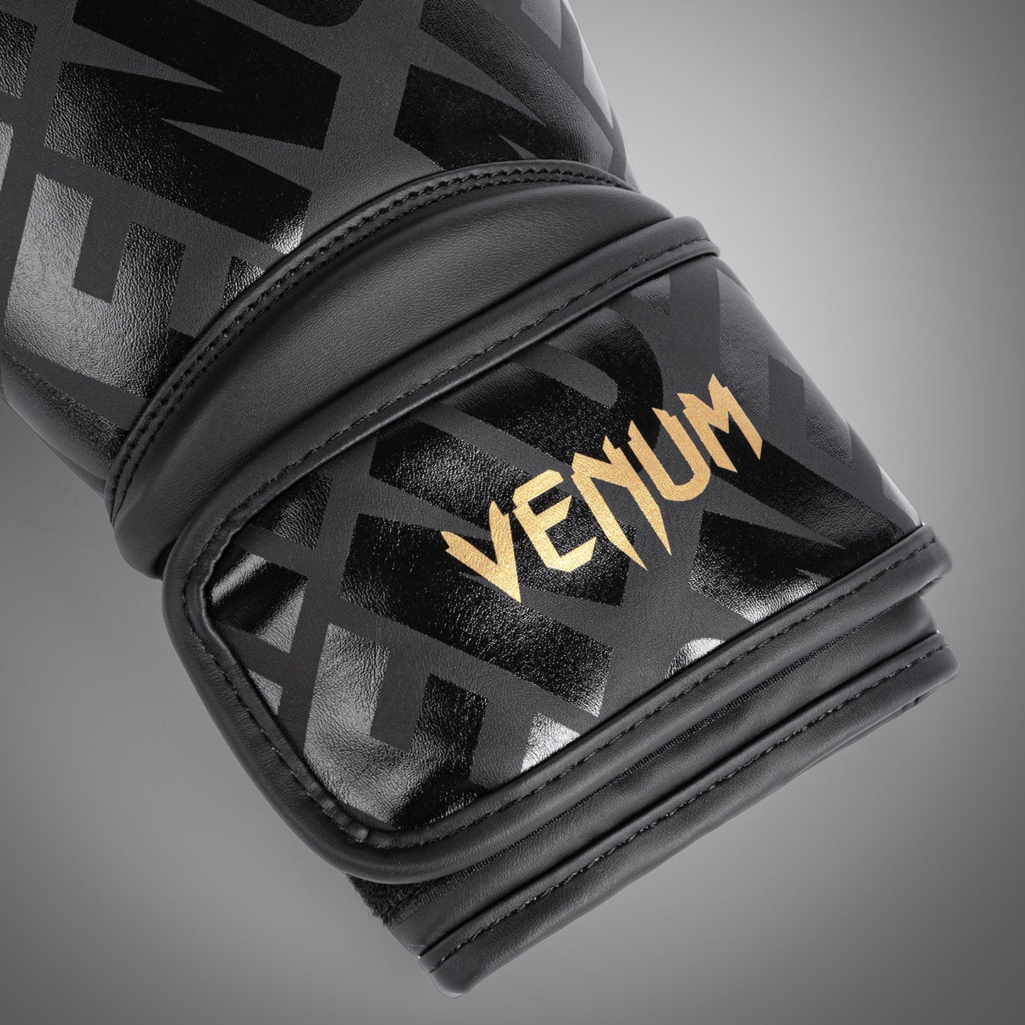 Venum Contender 1.5 XT 키즈용 복싱 글러브 – 블랙–골드