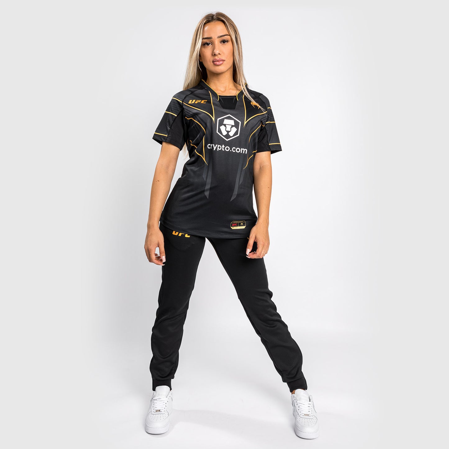 UFC Venum Authentic Fight Night 2.0 키트 by Venum 여성용 워크아웃 저지 – 챔피언