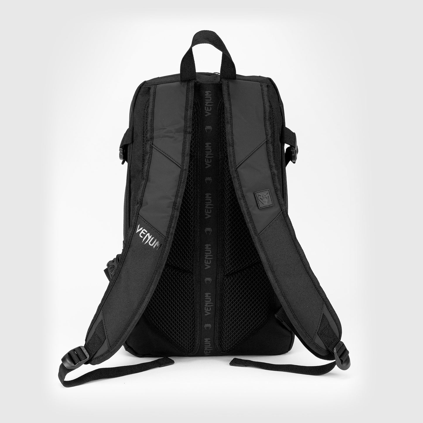 Venum Challenger Pro Evo 백팩 (20-25L) – 블랙