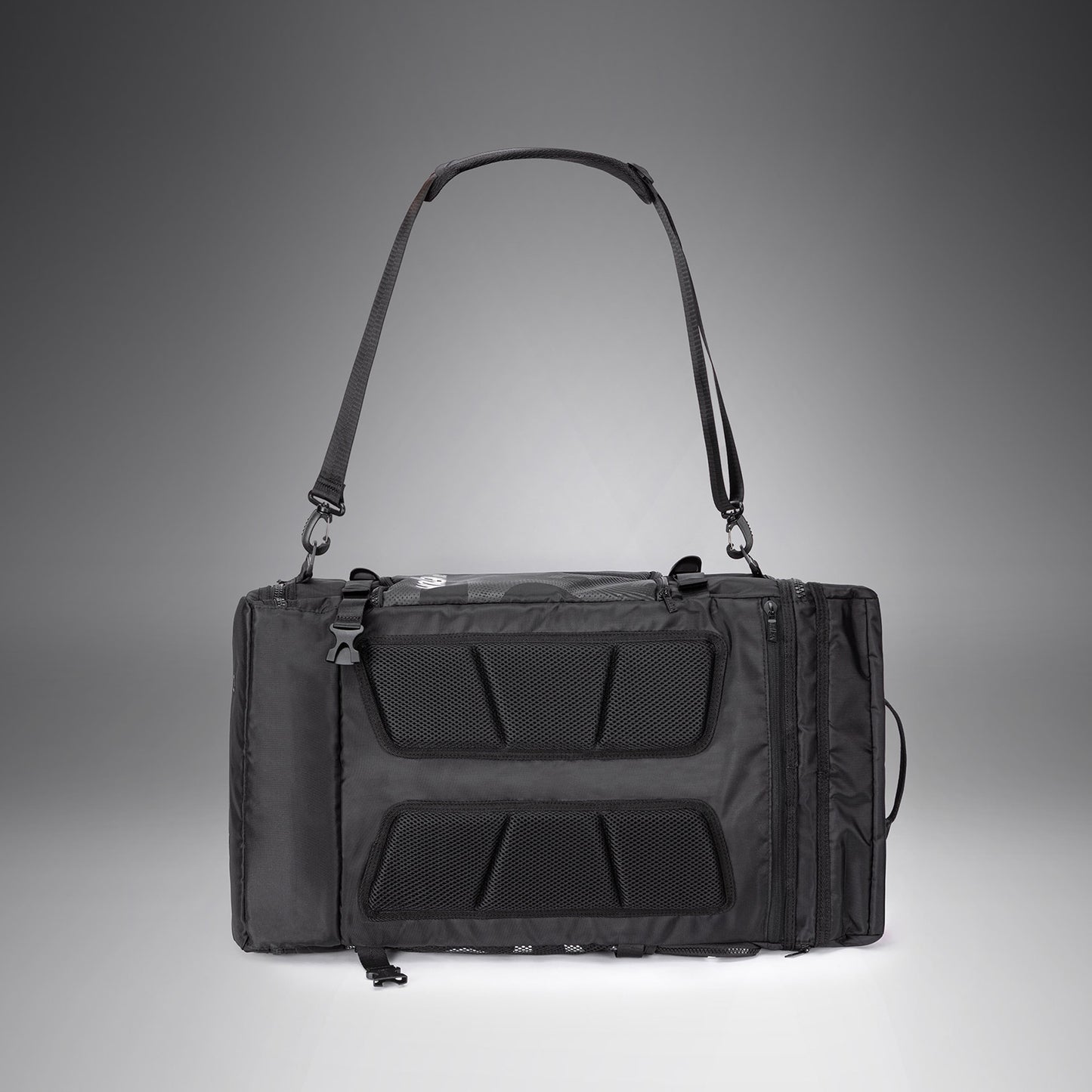 Venum Shockwave 컨버터블 스포츠백 (48L) – 블랙