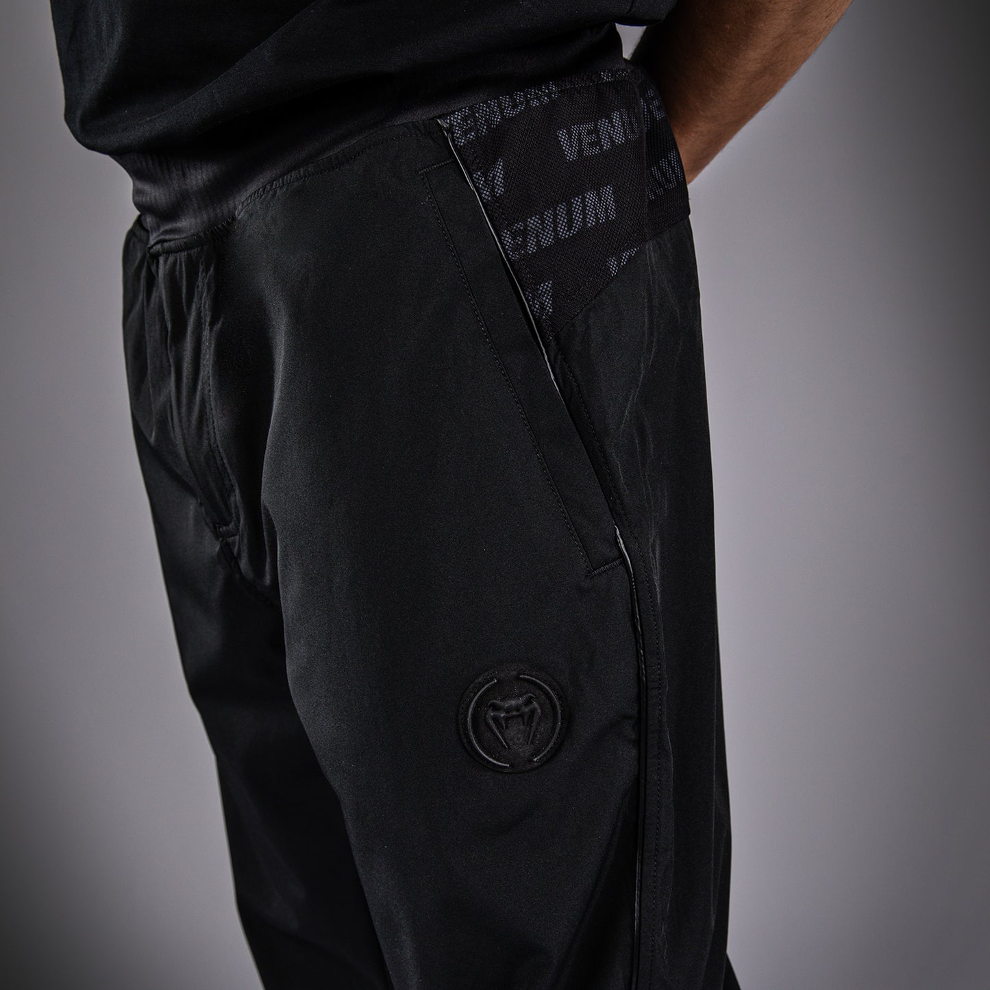 Venum Cargo Light Aero 조깅 팬츠 – 블랙