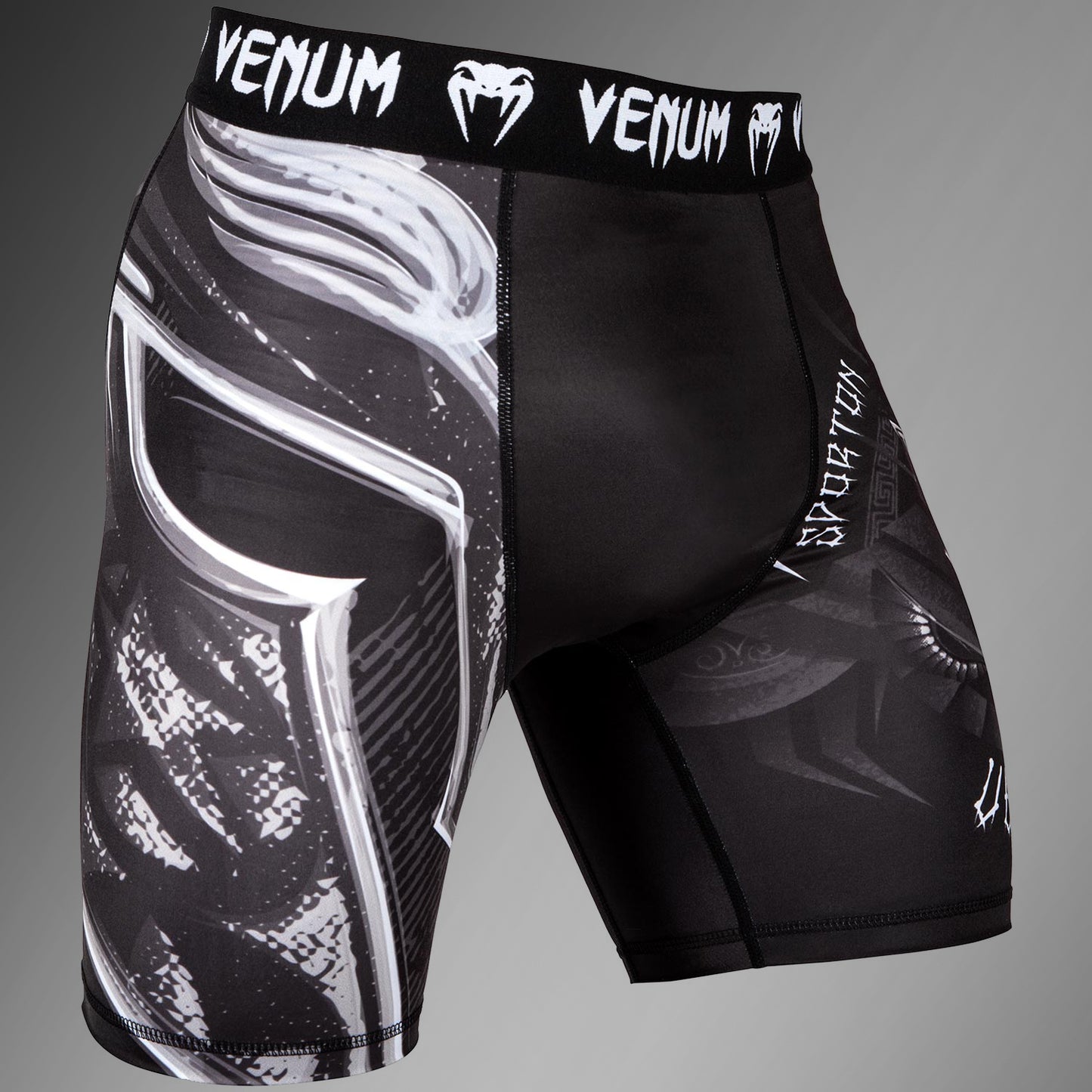Vale Tudo 발리 투도 쇼츠 Venum Gladiator 3.0 – 블랙/화이트
