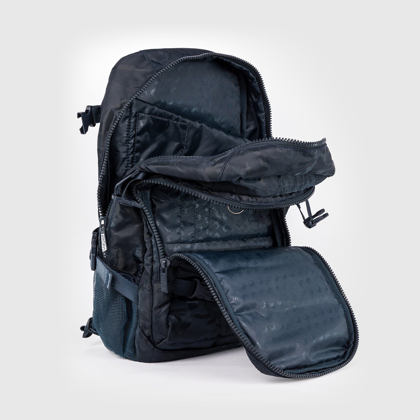 Venum Challenger Pro 백팩 (20-25L) – 카모/블루