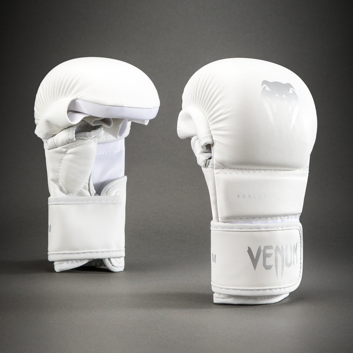 Venum Contender 1.5 스파링 글러브 - 화이트/실버
