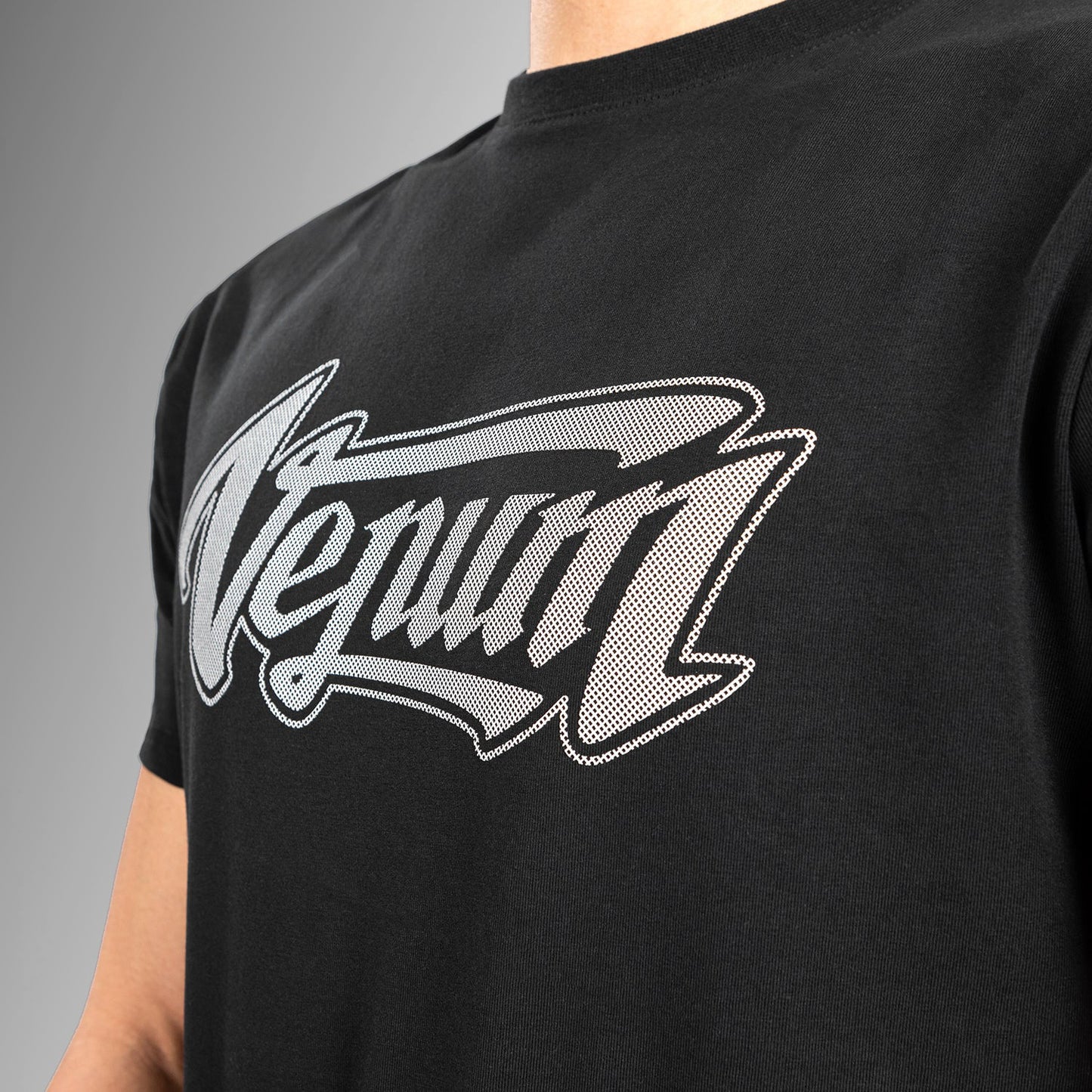 Venum Absolute 2.0 어드저스트 핏 티셔츠 – 블랙/실버