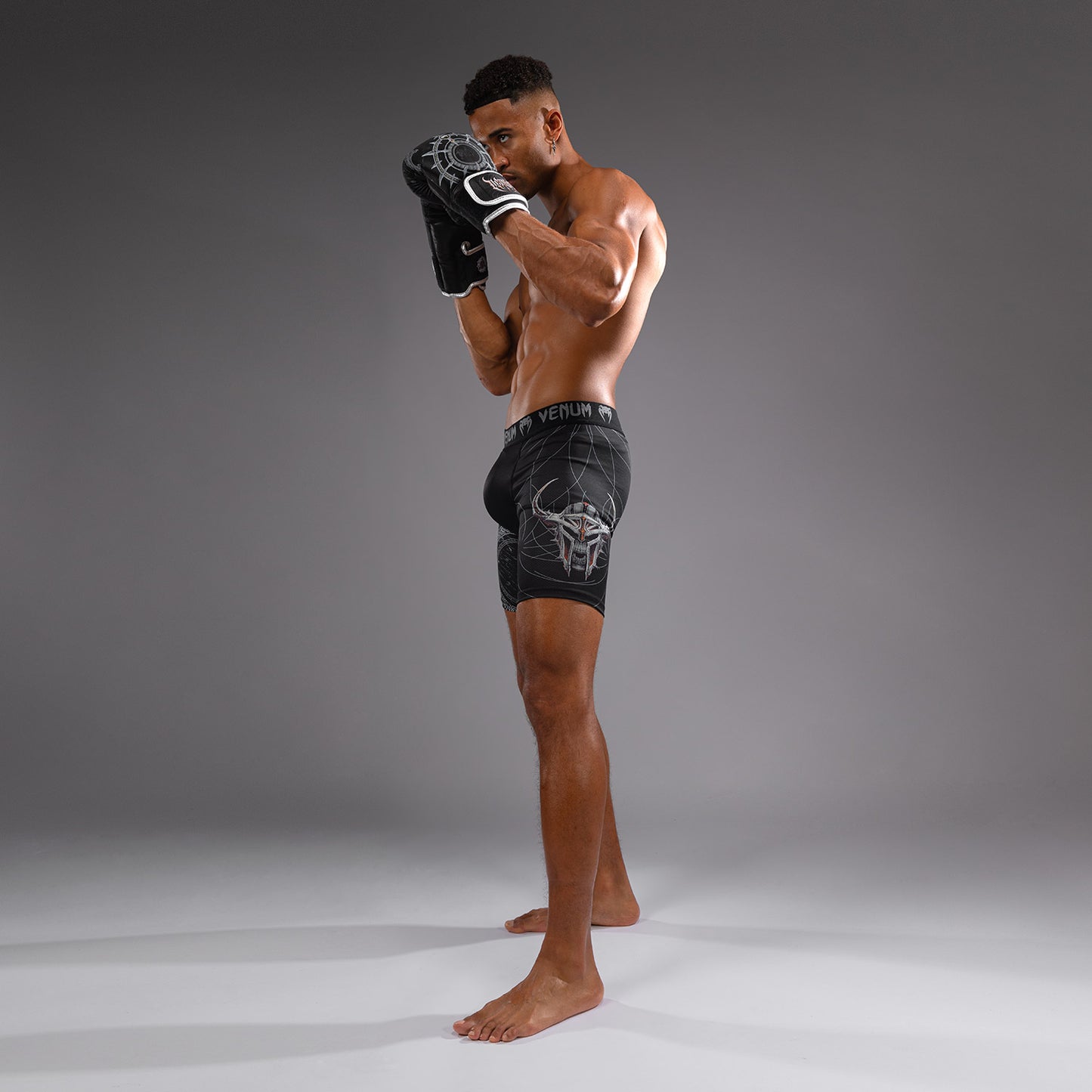 Venum Gladiator 5.0 남성용 발리 투도 쇼츠 – 블랙/실버
