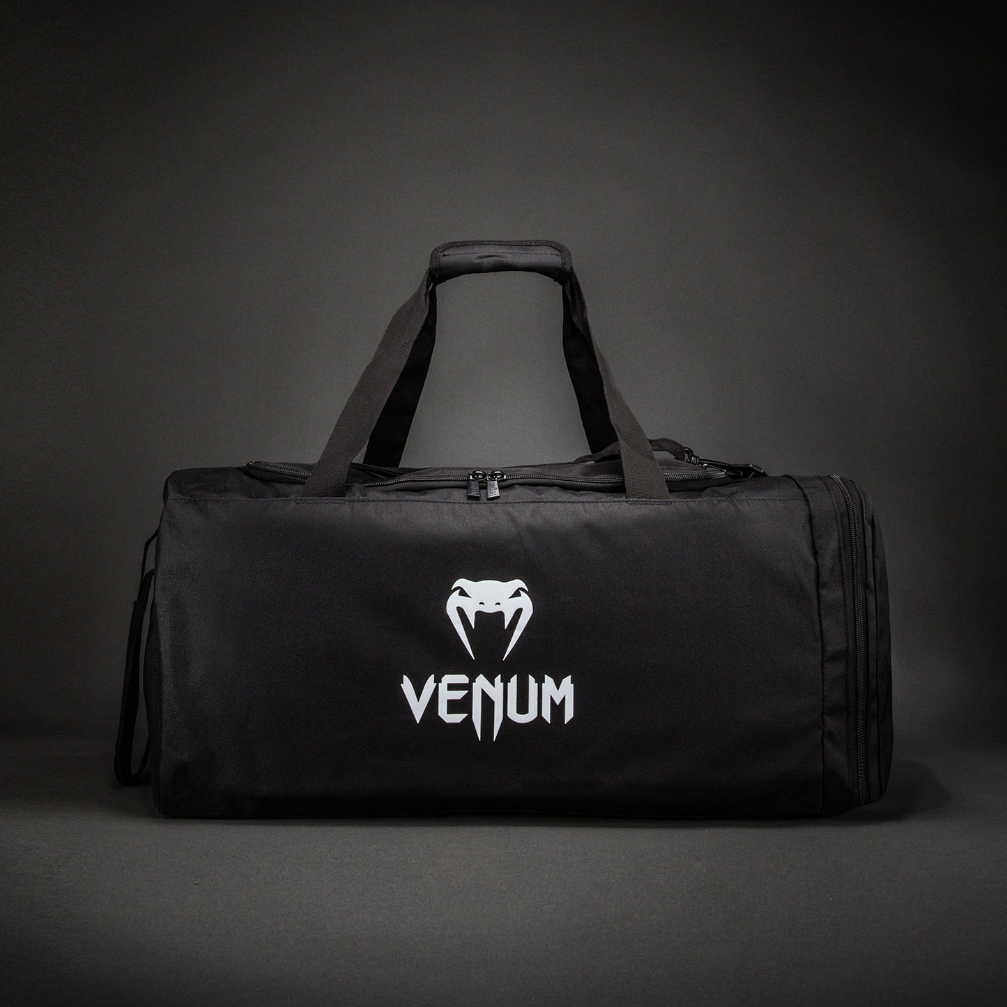 Venum Essential 스포츠백 (61L) – 블랙