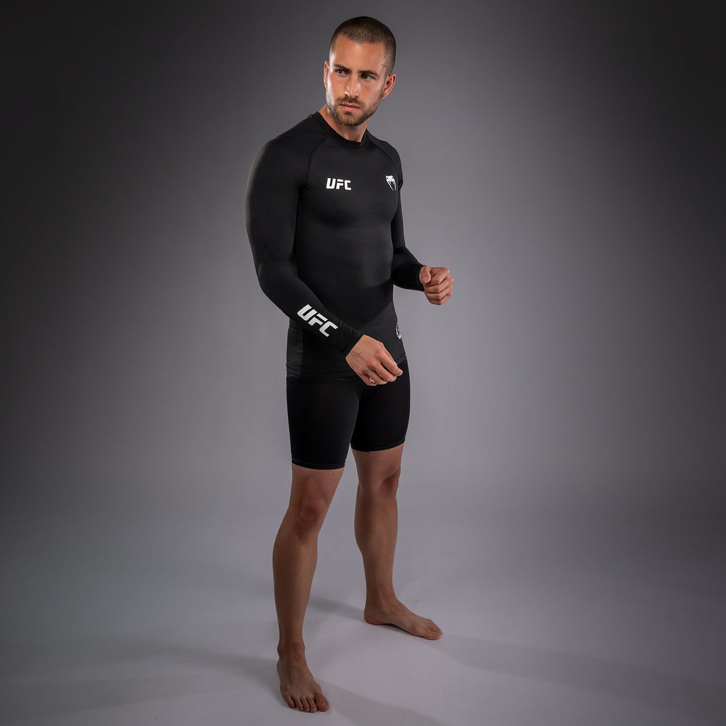 Venum UFC Unity by Venum Authentic Fight Week 남성 기능성 긴팔 래쉬가드 - 블랙