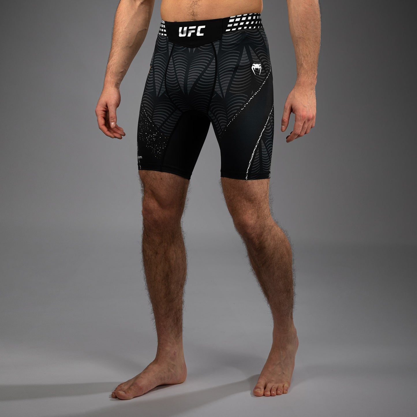 남성용 UFC Zenith by Venum 블랙 오센틱 파이트 나이트 발리 투도 쇼츠