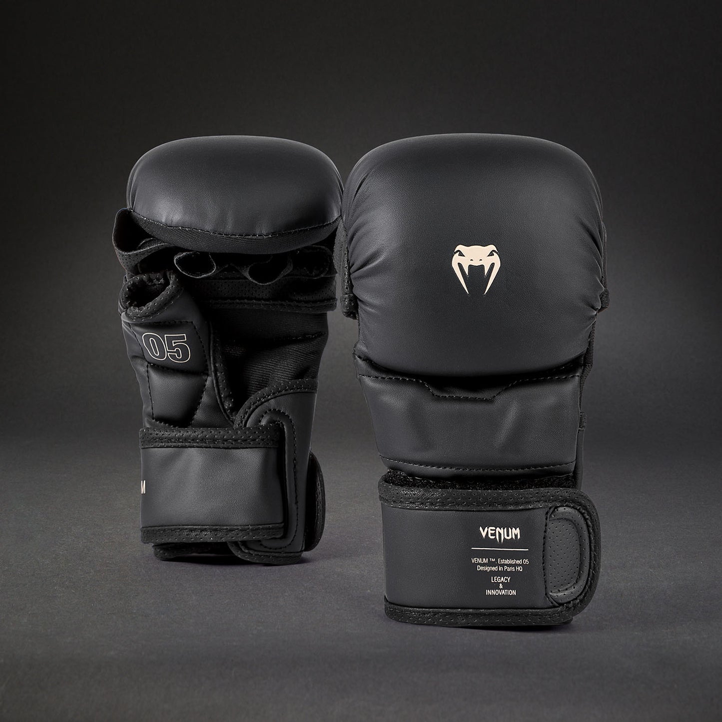 Venum Impact Evo MMA 스파링 글러브 - 블랙