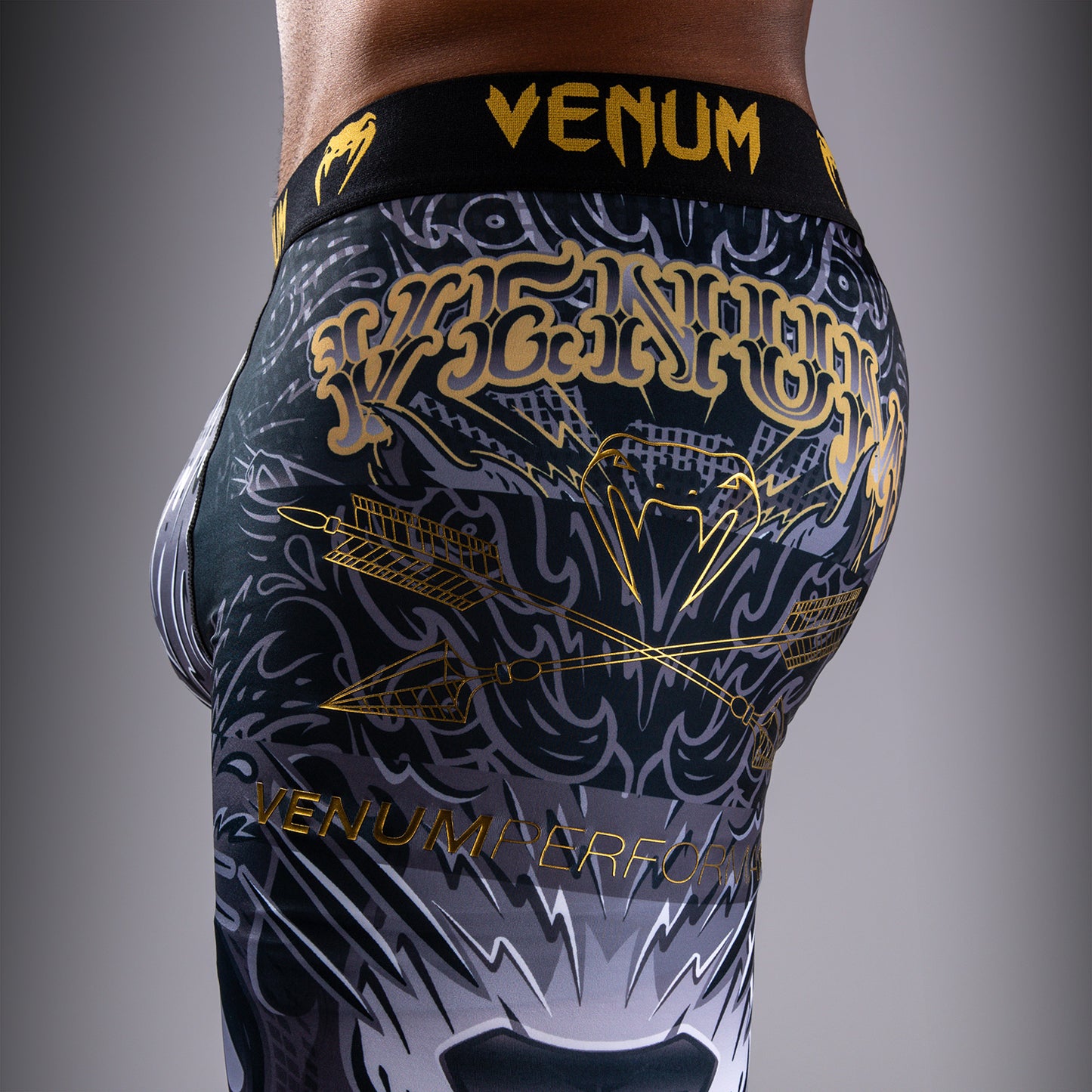 Venum Wolf Atak 스패츠 – 블랙/그레이
