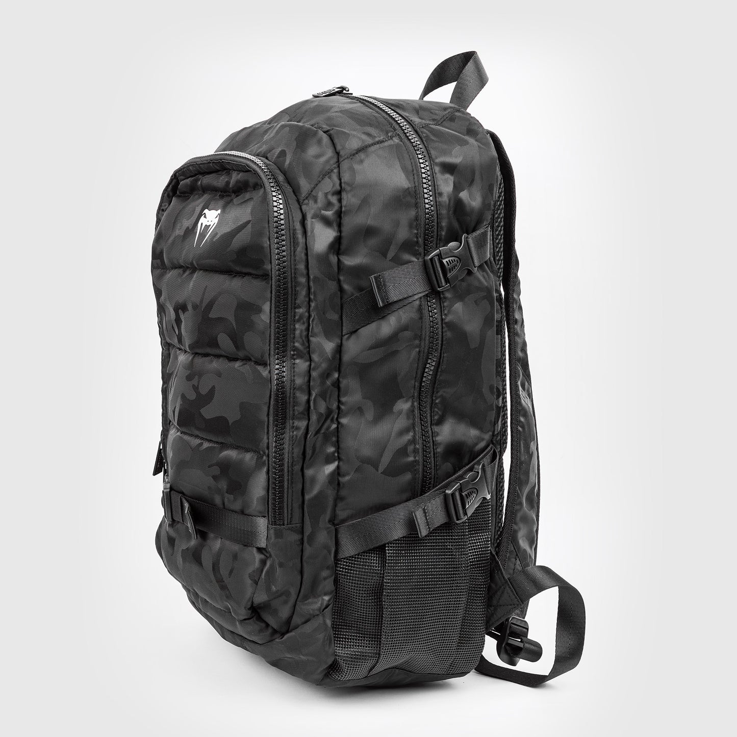 Venum Challenger Pro 백팩 (20-25L) – 블랙/다크 카모