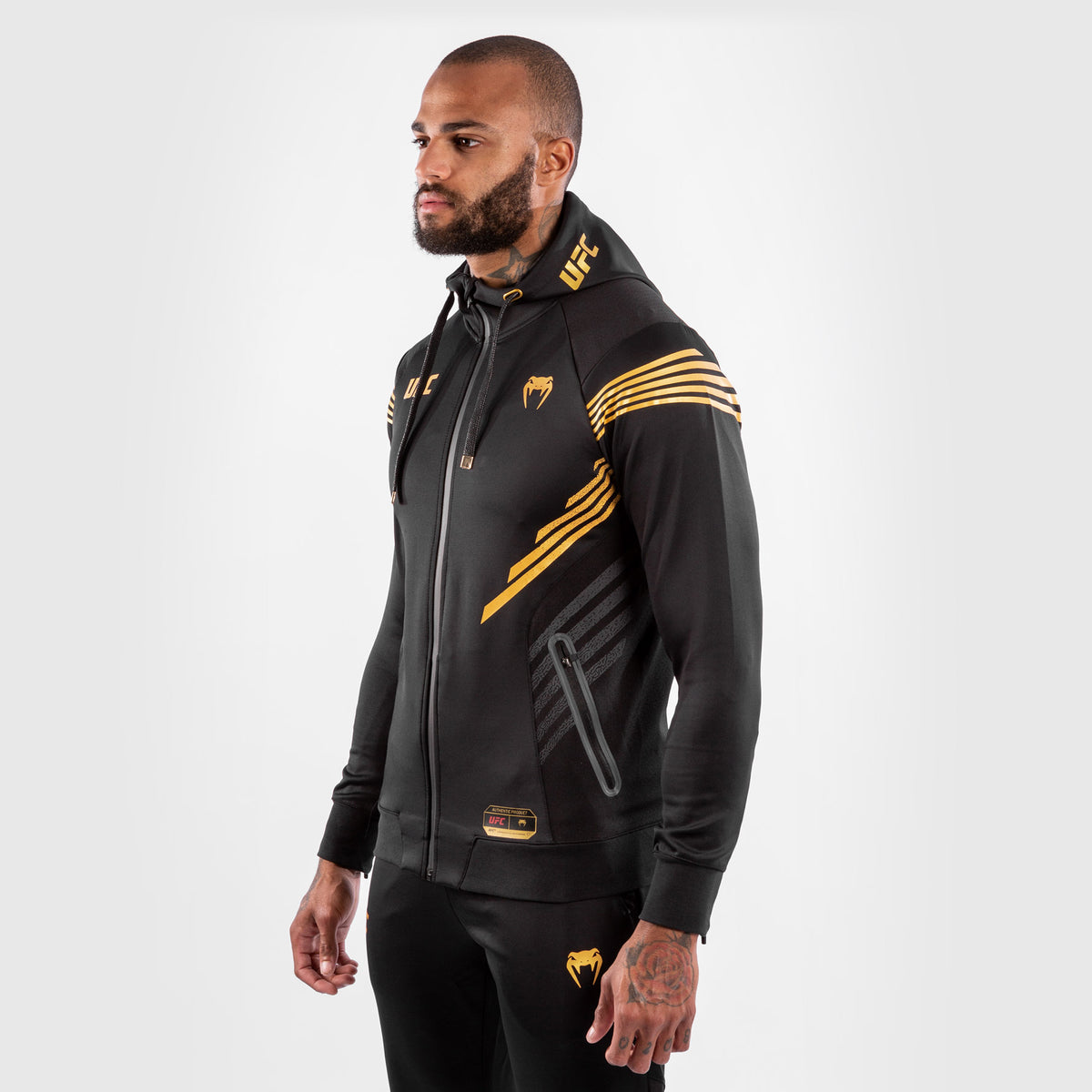 Venum UFC Authentic Fight Night 남성 워크아웃 후디 – Champion