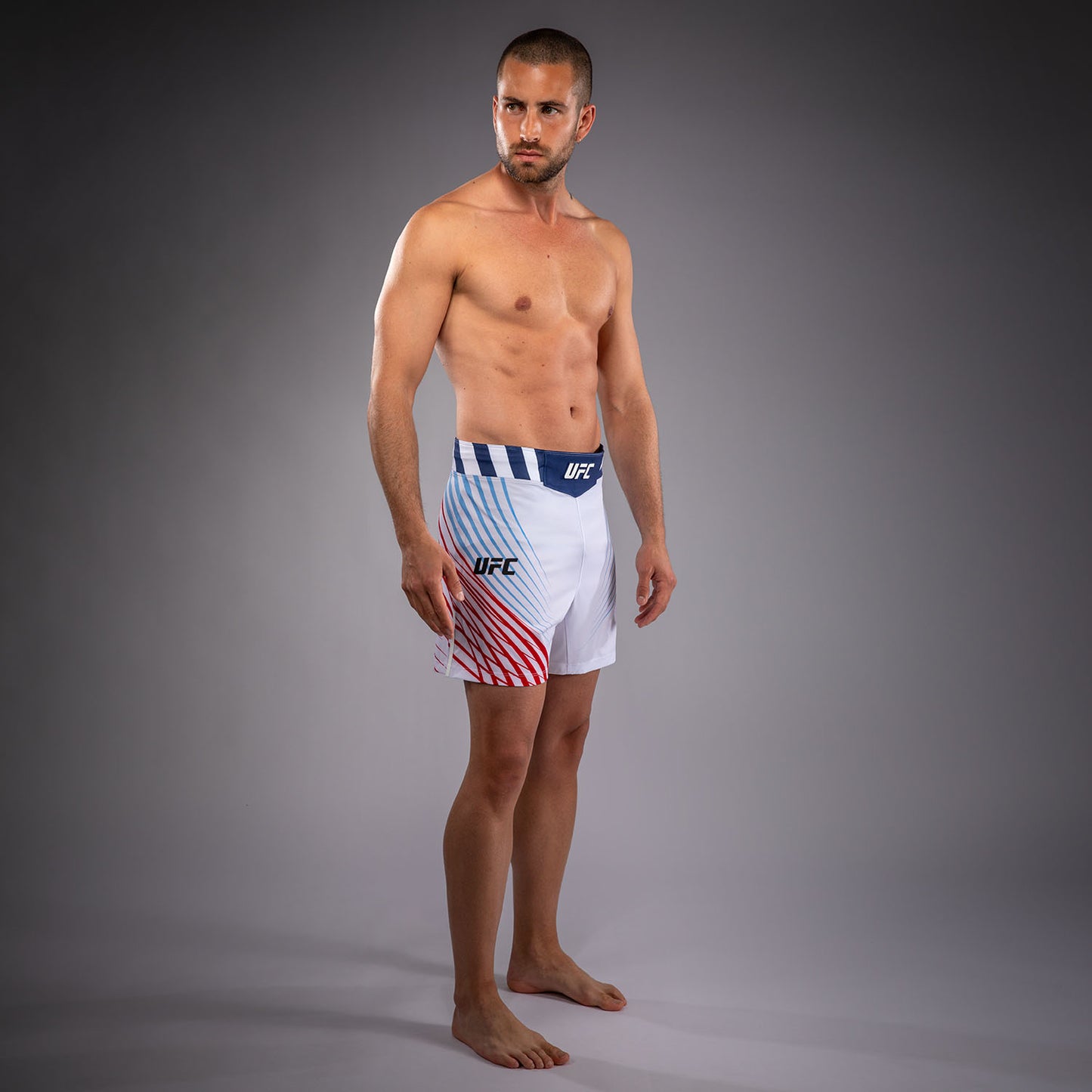 Official UFC Freedom 250 by Venum 남성용 Authentic Fight Night 파이트 쇼츠 쇼트 핏 - 화이트