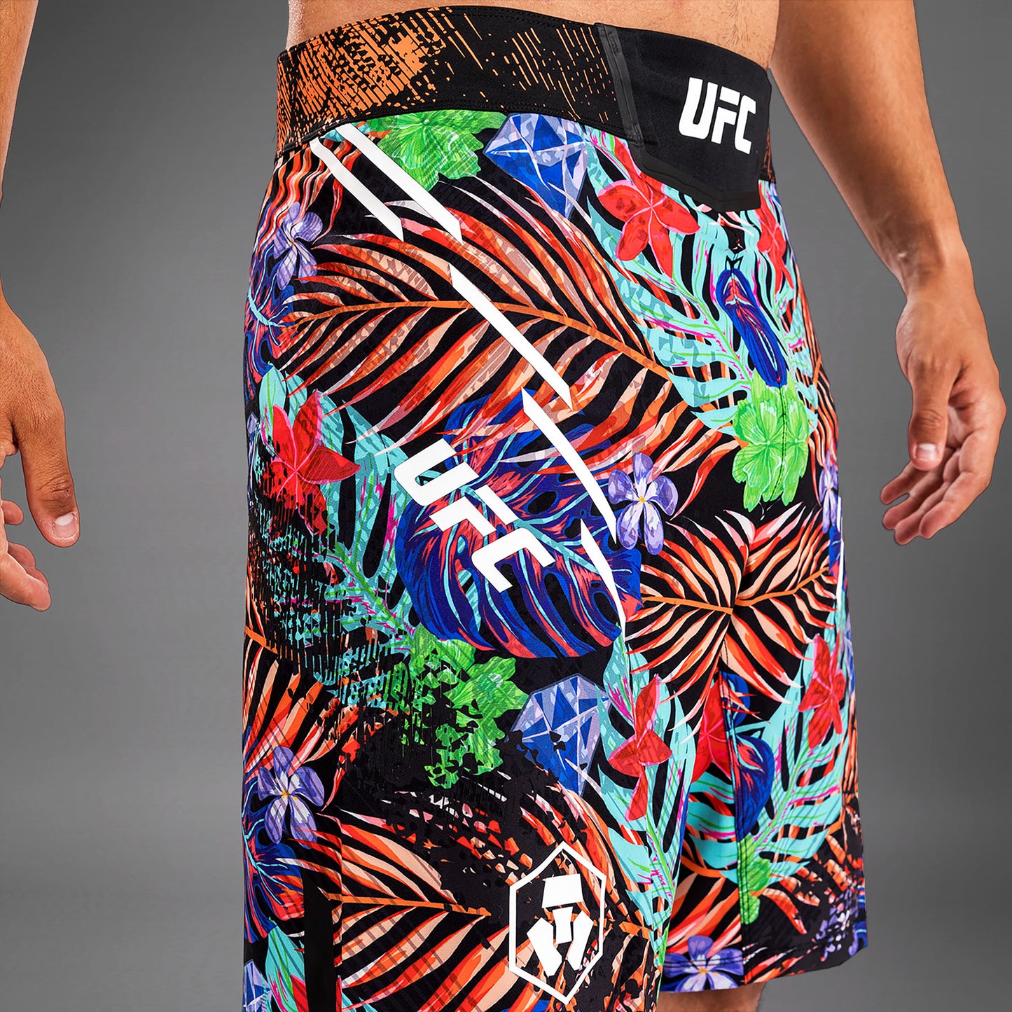 Men's UFC Unrivaled by Venum 블루 Dustin Poirier 롱 핏 파이트 쇼츠