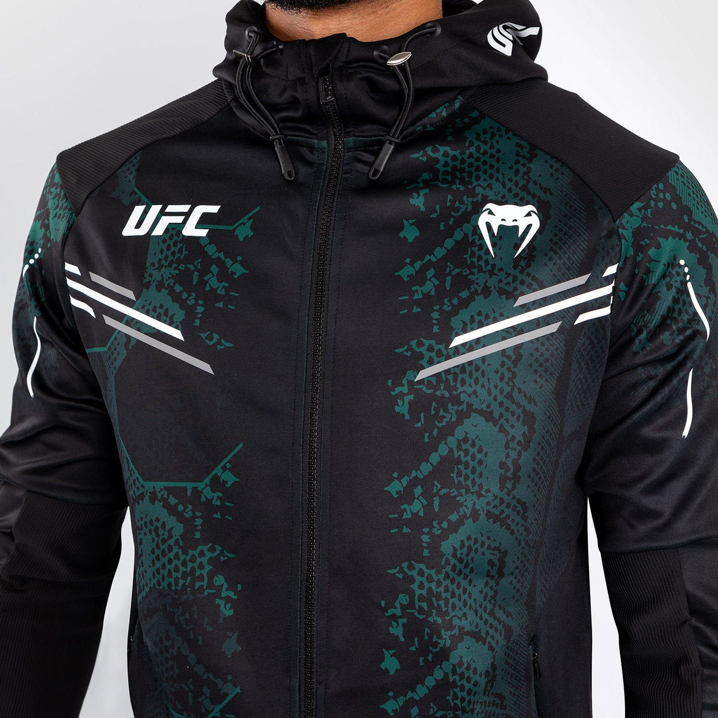 UFC Adrenaline by Venum Authentic Fight Night 남성용 워크아웃 후디 – 그린/블랙