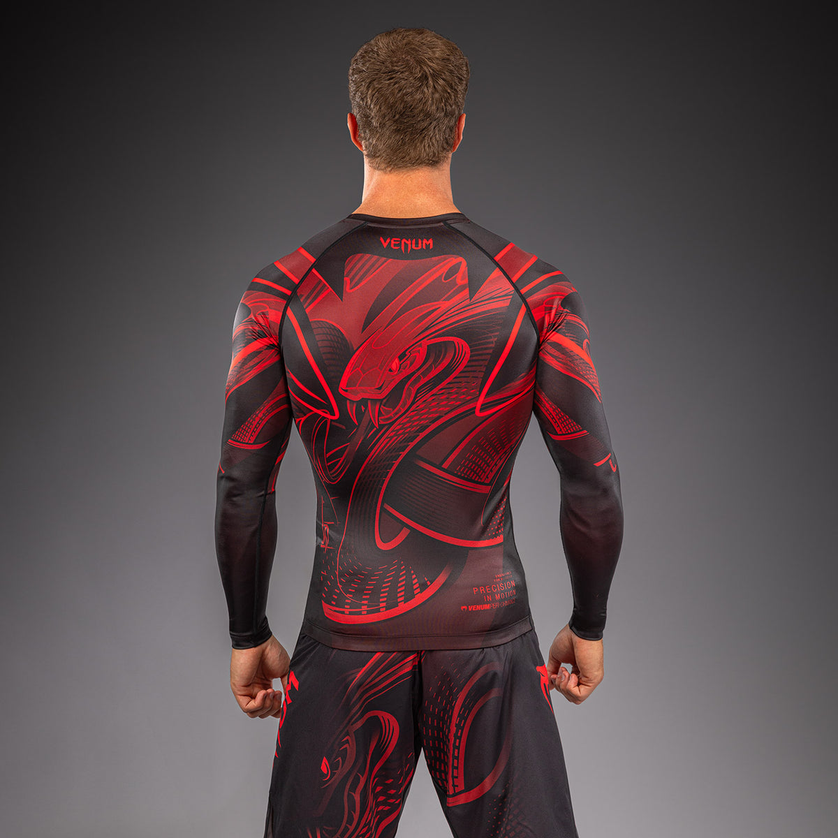 Venum Crimson Viper 2.0 긴팔 래시가드 - 블랙/레드