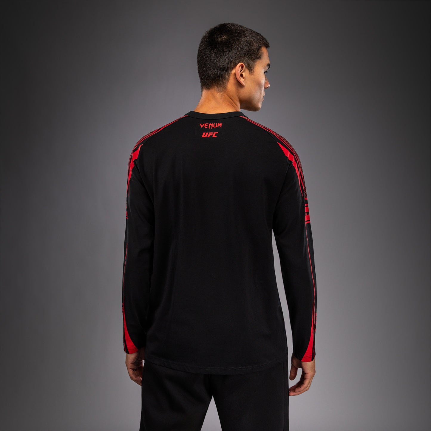 Venum UFC Unity by Venum Authentic Fight Week 남성 긴팔 티셔츠 - 블랙