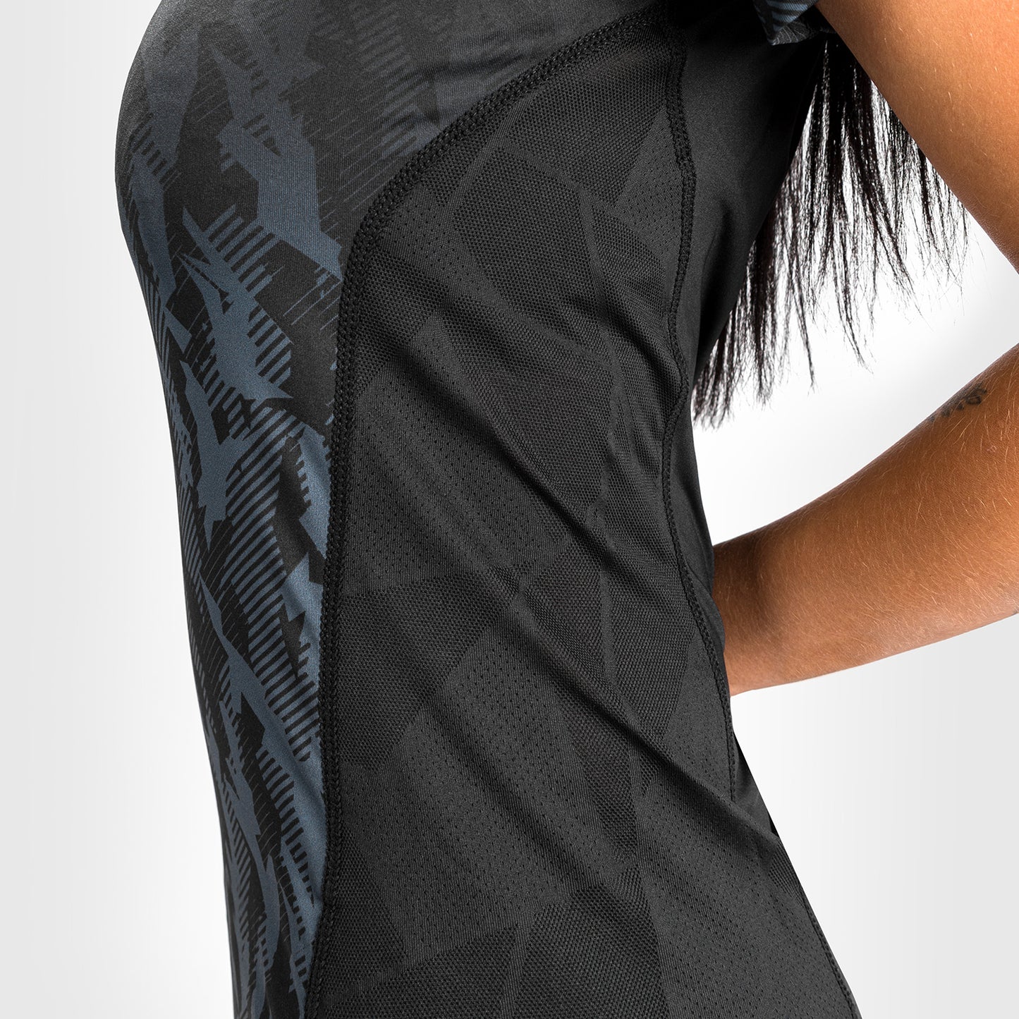 Venum UFC Authentic Fight Week 여성 퍼포먼스 반팔 티셔츠 – 블랙