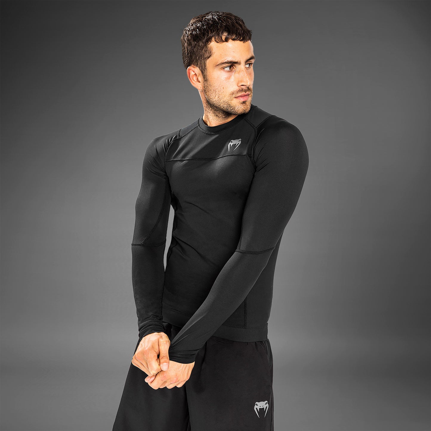 Venum G-Fit Air 래쉬가드 긴팔 – 블랙