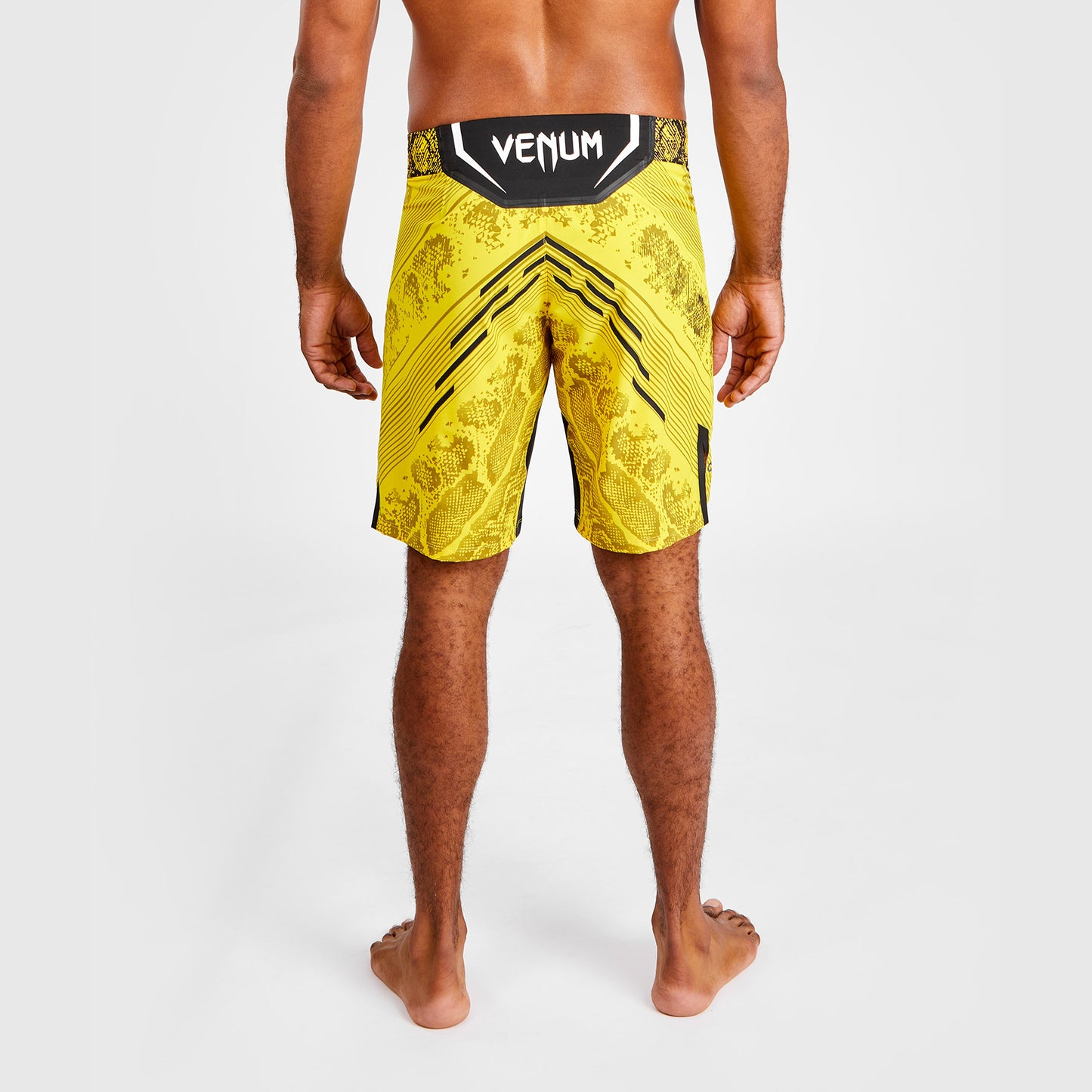 UFC Adrenaline by Venum 남성용 파이트 쇼츠 – 롱 핏 – 옐로우