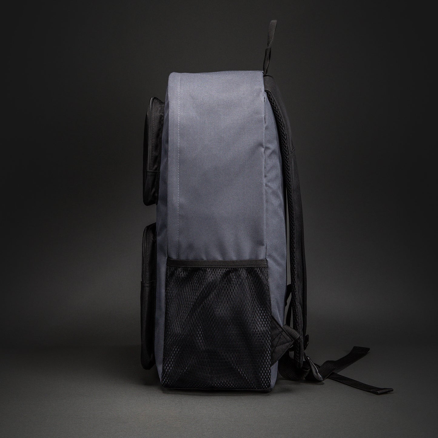 Venum Essential 스포츠 백 (24L) - 그레이/블랙