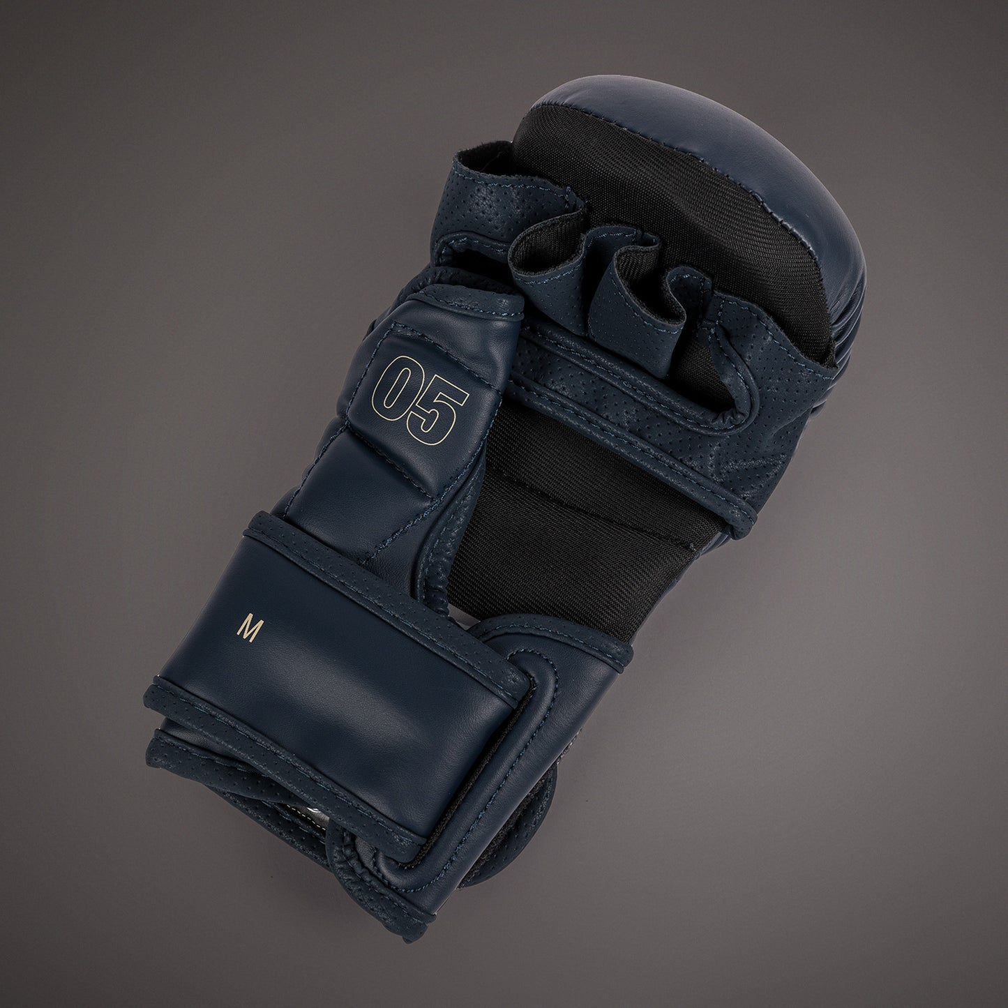 Venum Impact Evo MMA 스파링 글러브 – 아이시 블루