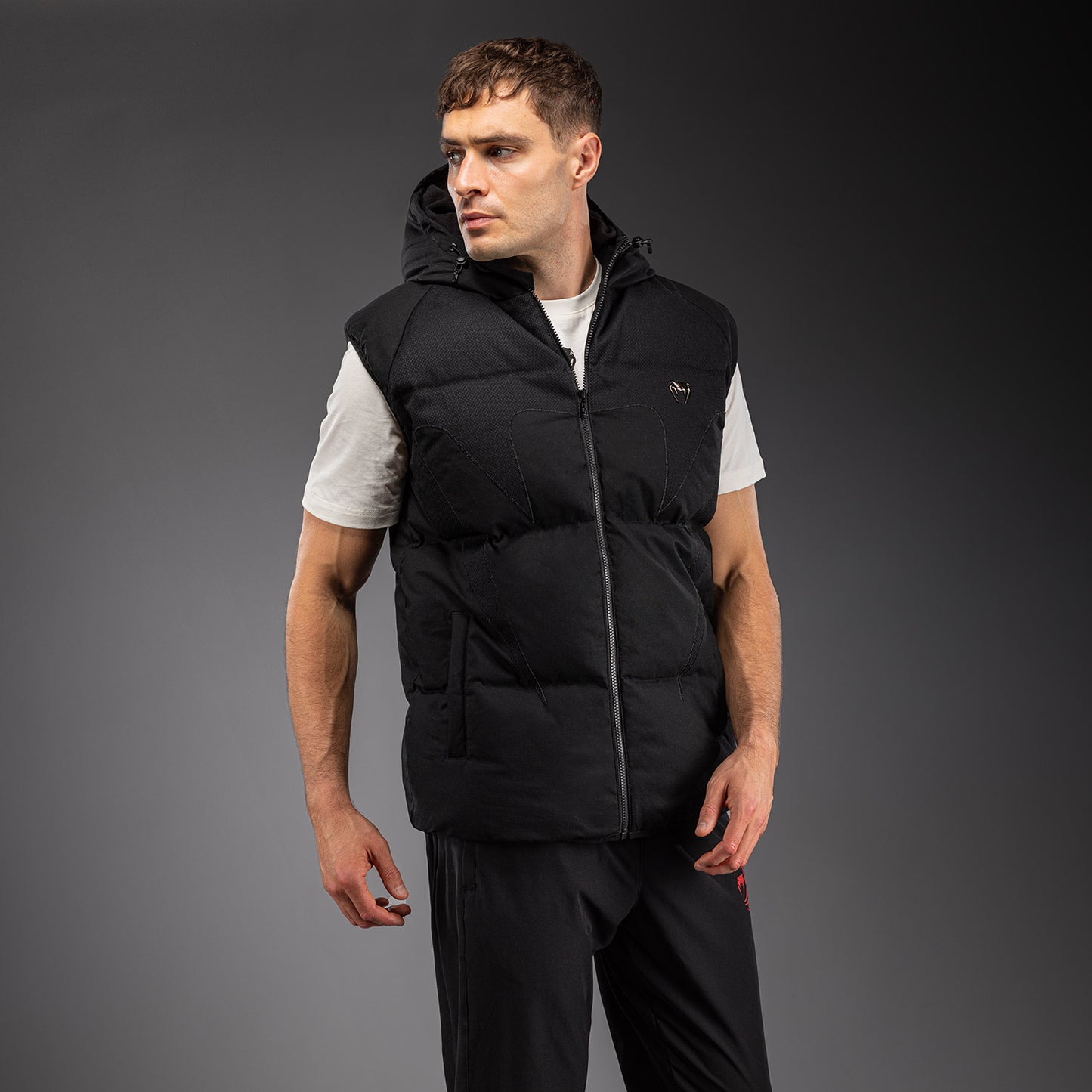 Venum Attack Urban Gi 다운 베스트 – 블랙