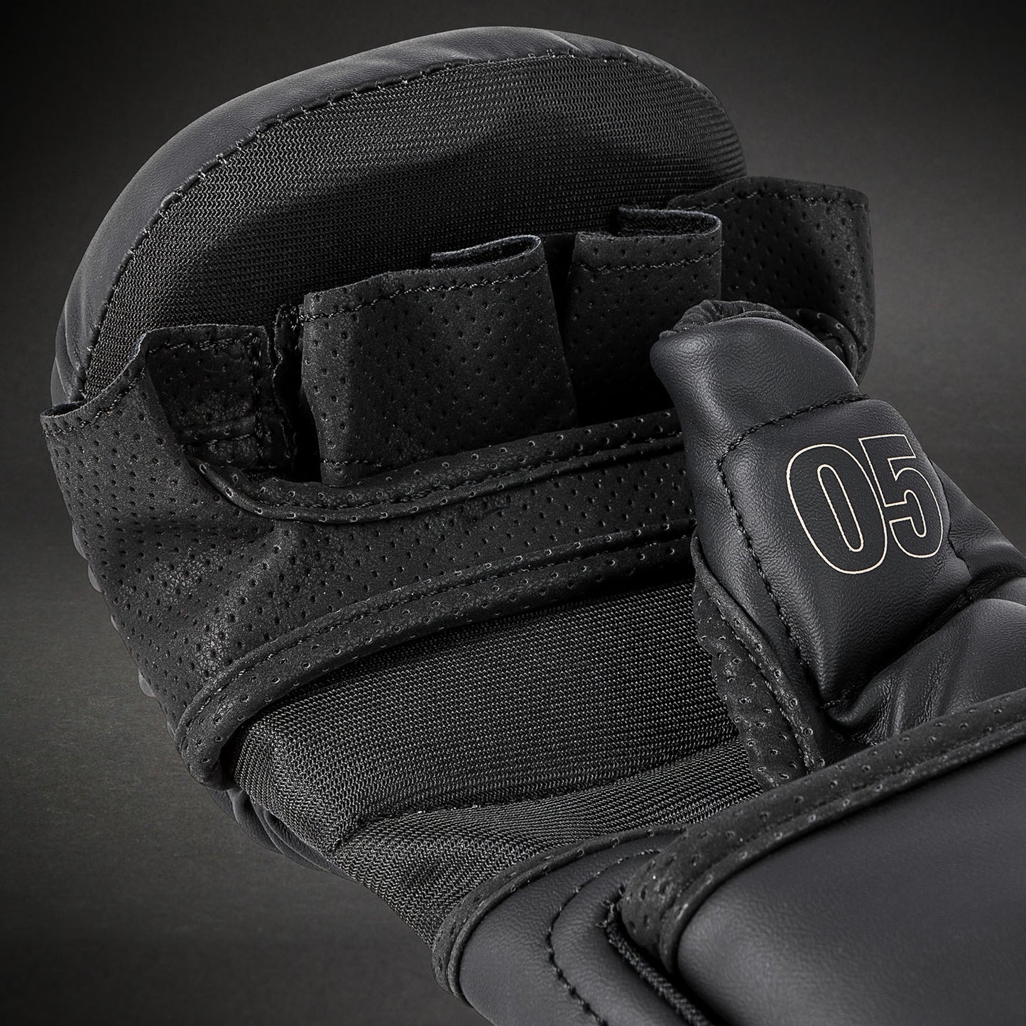 Venum Impact Evo MMA 스파링 글러브 - 블랙