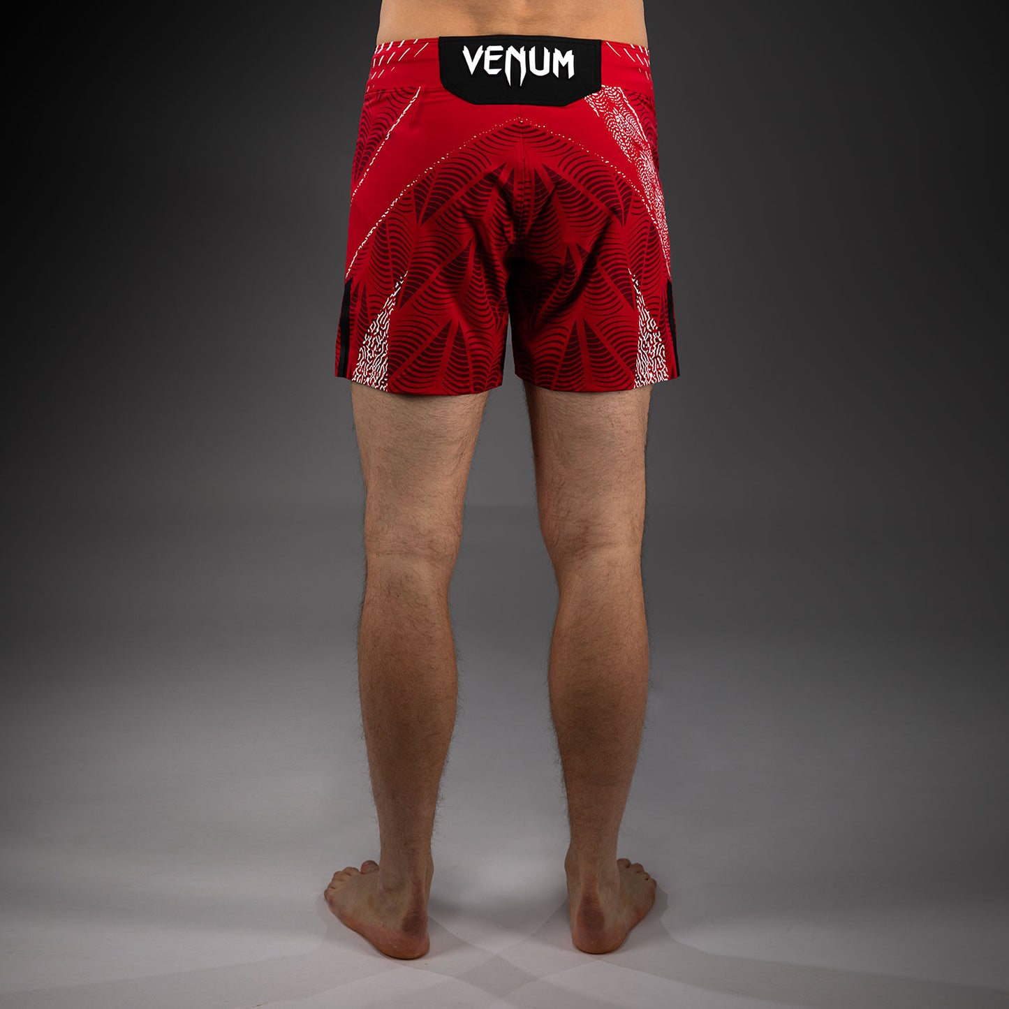 남성용 UFC Zenith by Venum 레드 어센틱 파이트 나이트 파이트 쇼츠